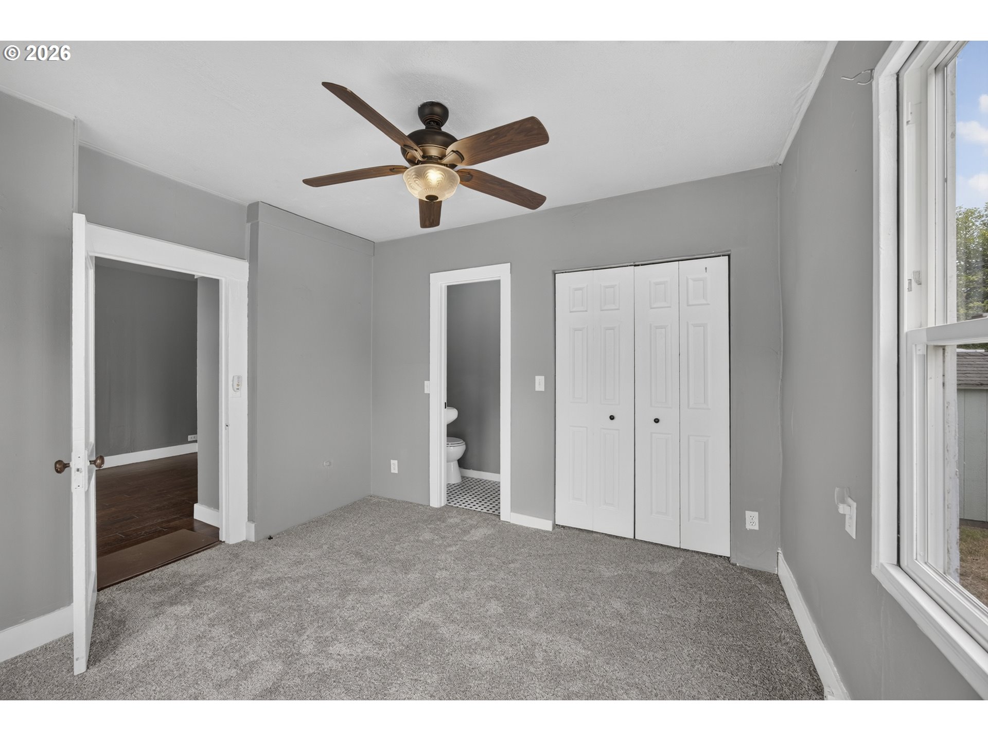 289 Harbor St Property Photo 18