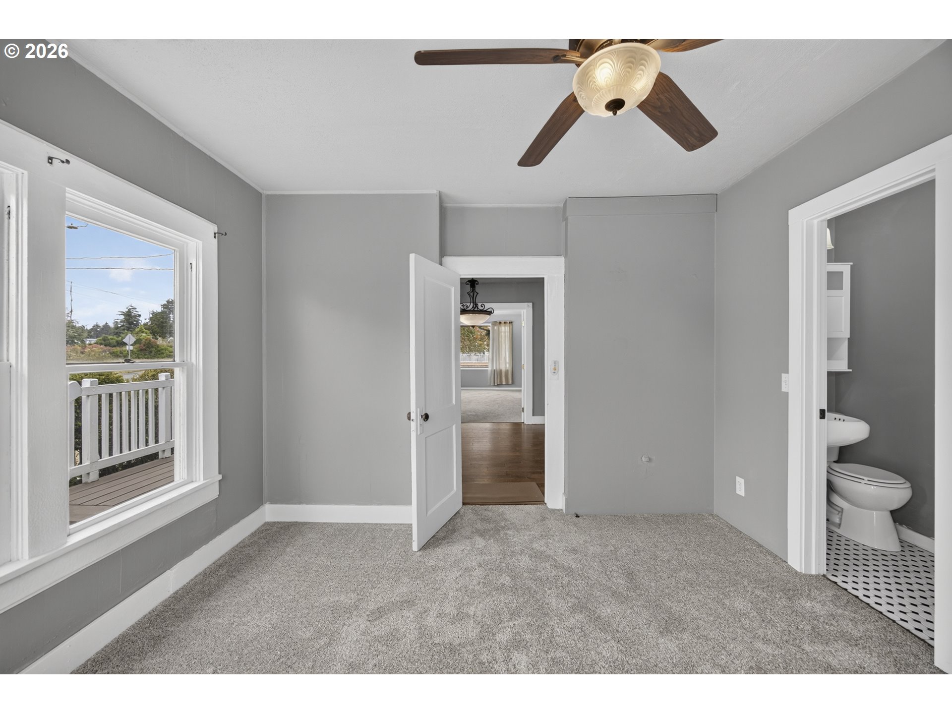 289 Harbor St Property Photo 19