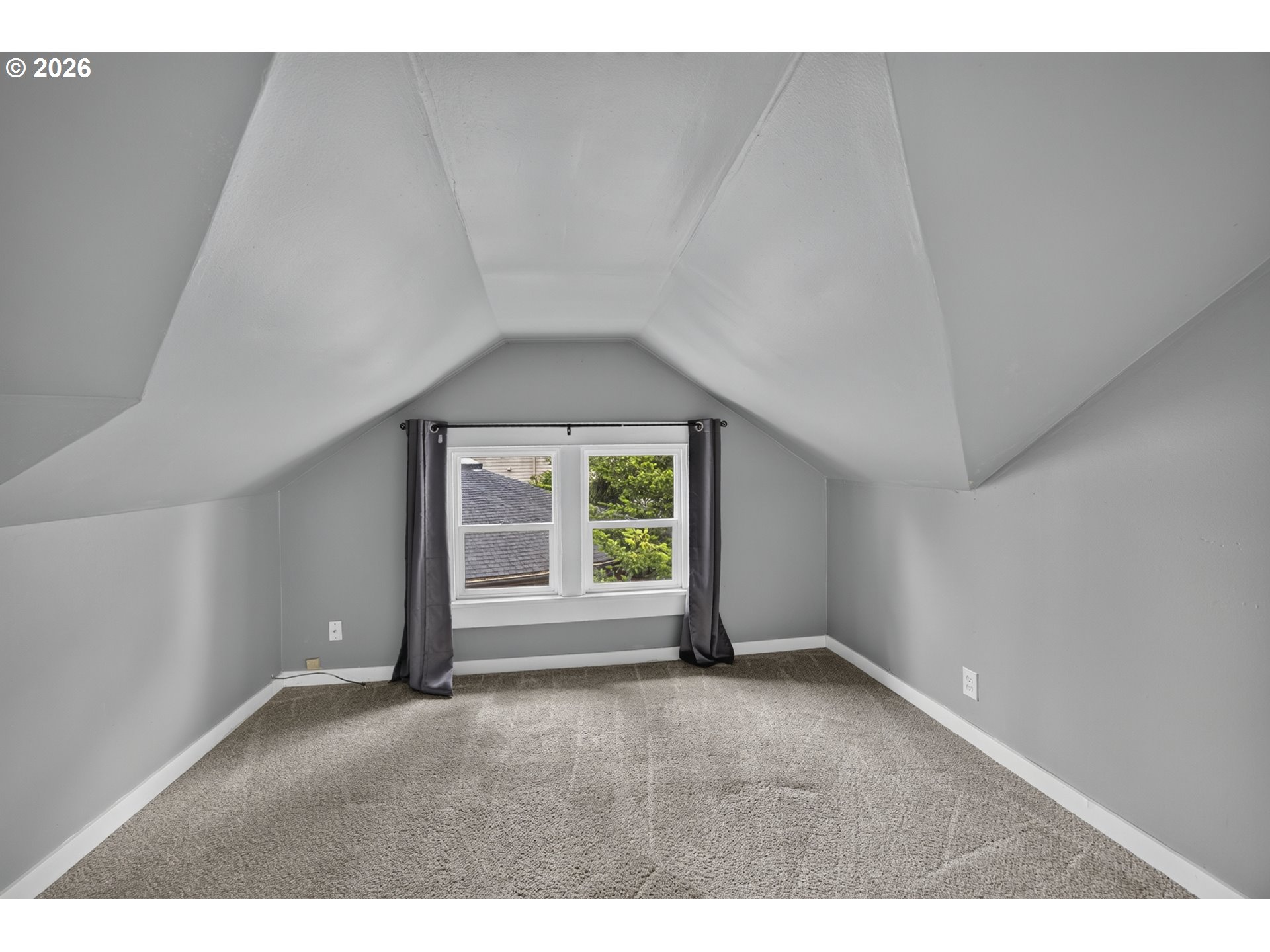 289 Harbor St Property Photo 24