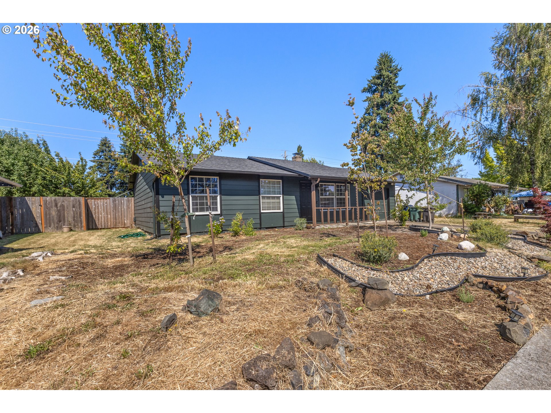 444 Heffley St S Property Photo 2