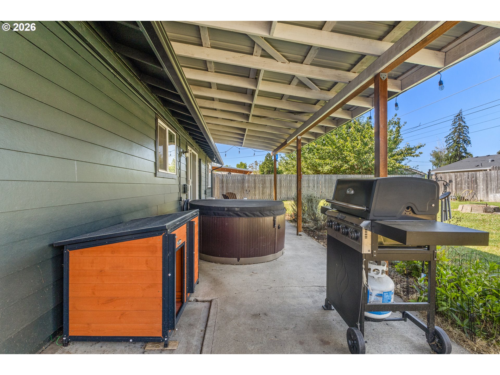 444 Heffley St S Property Photo 24