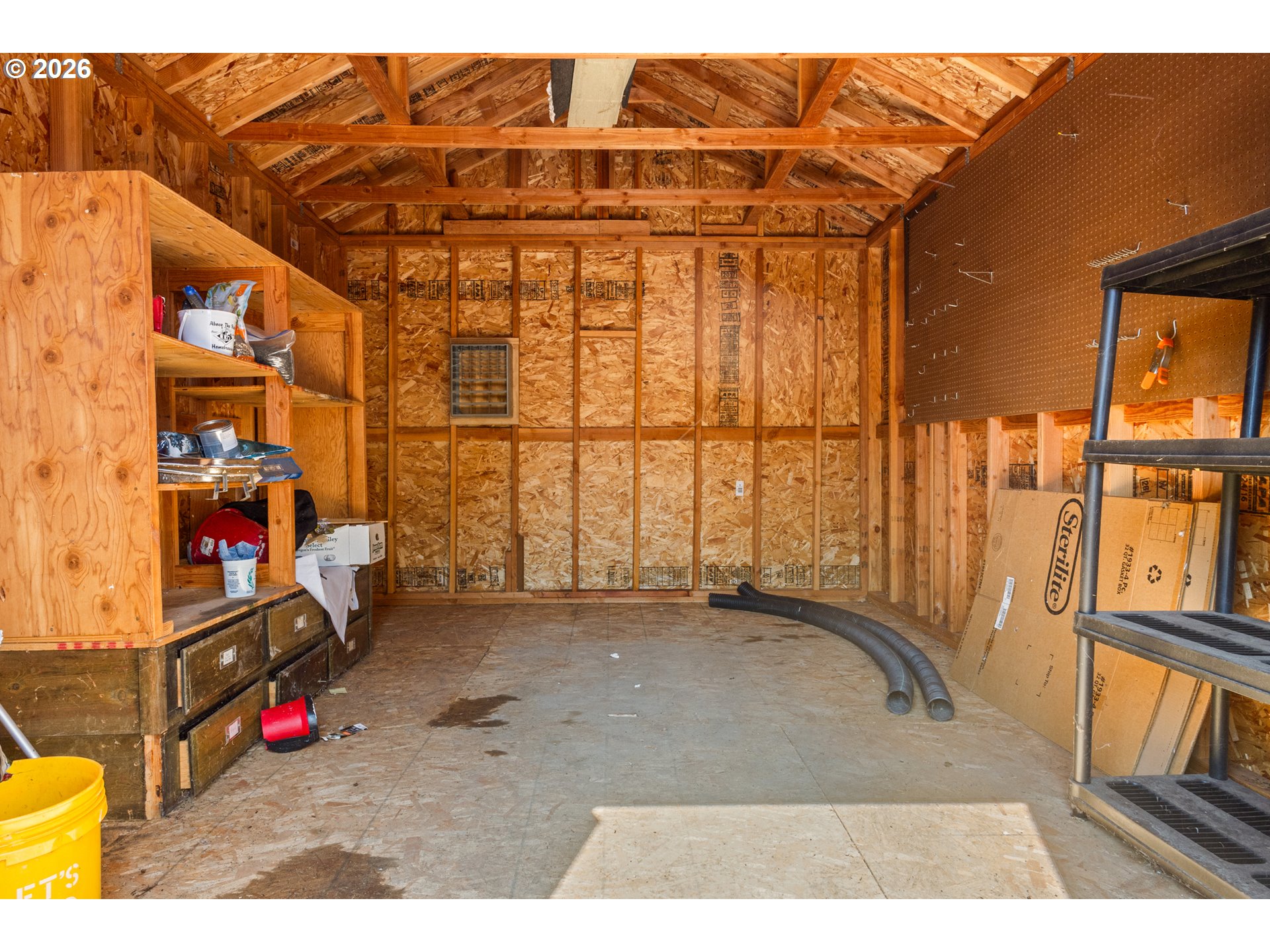 444 Heffley St S Property Photo 28