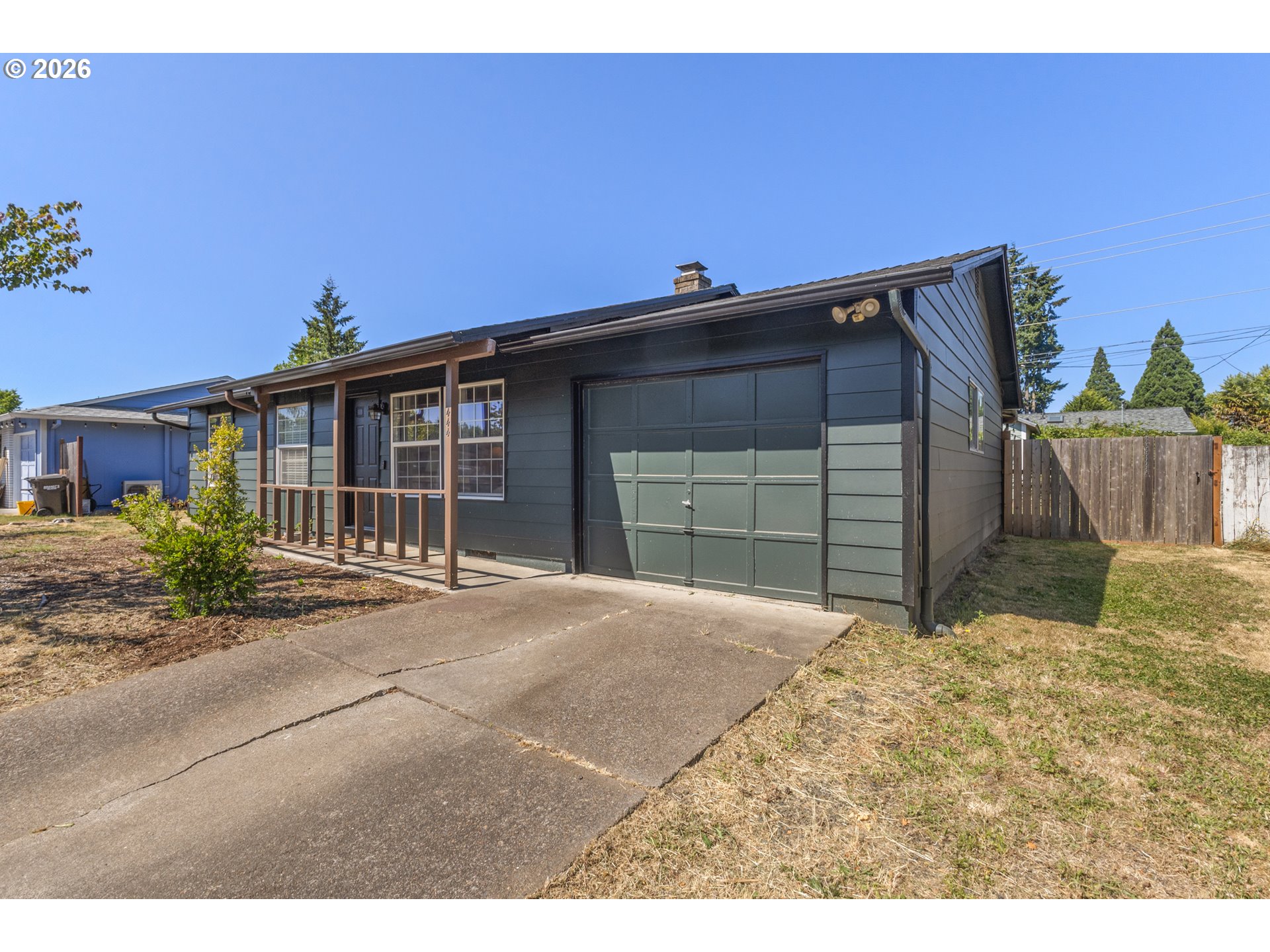 444 Heffley St S Property Photo 37