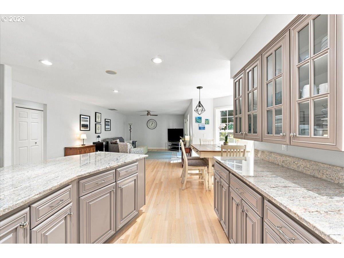 2840 Nw Walden Dr Property Photo 16