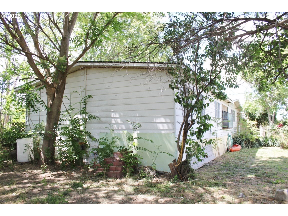 70822 Sw Douglas Dr Property Photo 3