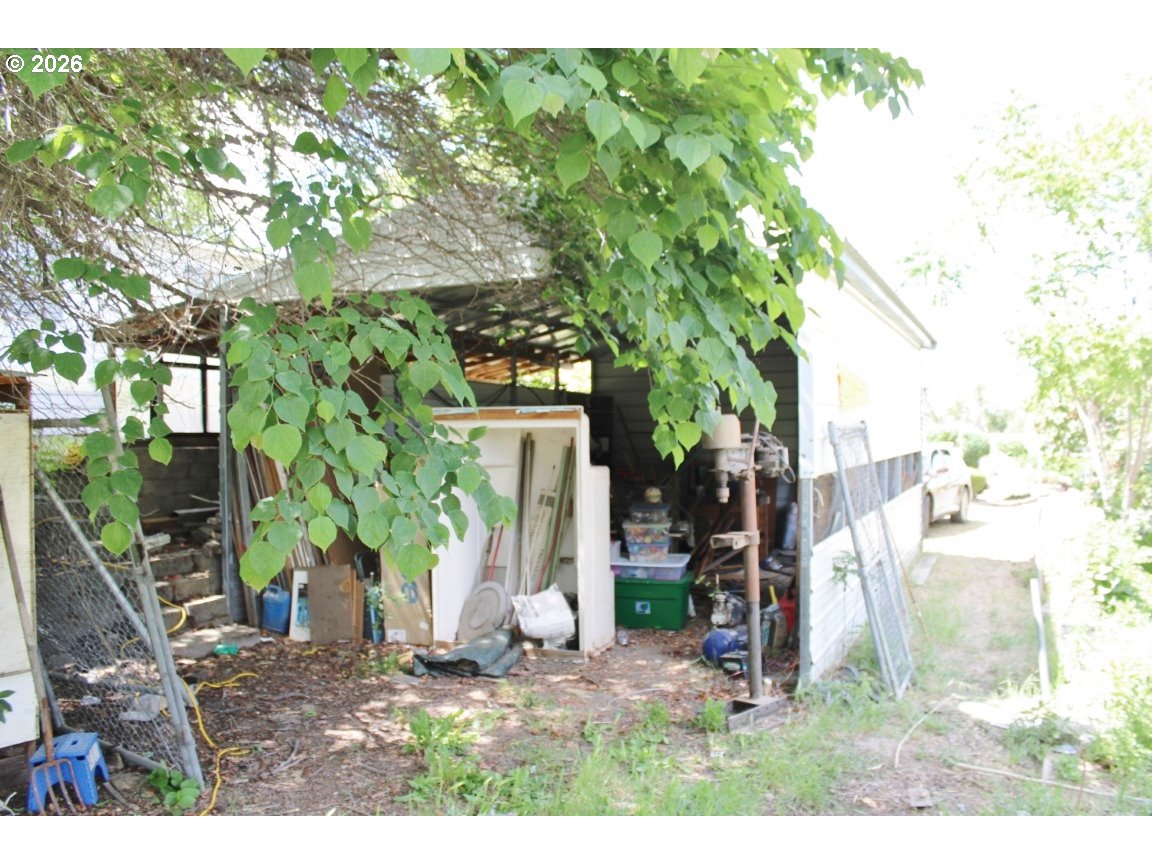70822 Sw Douglas Dr Property Photo 7