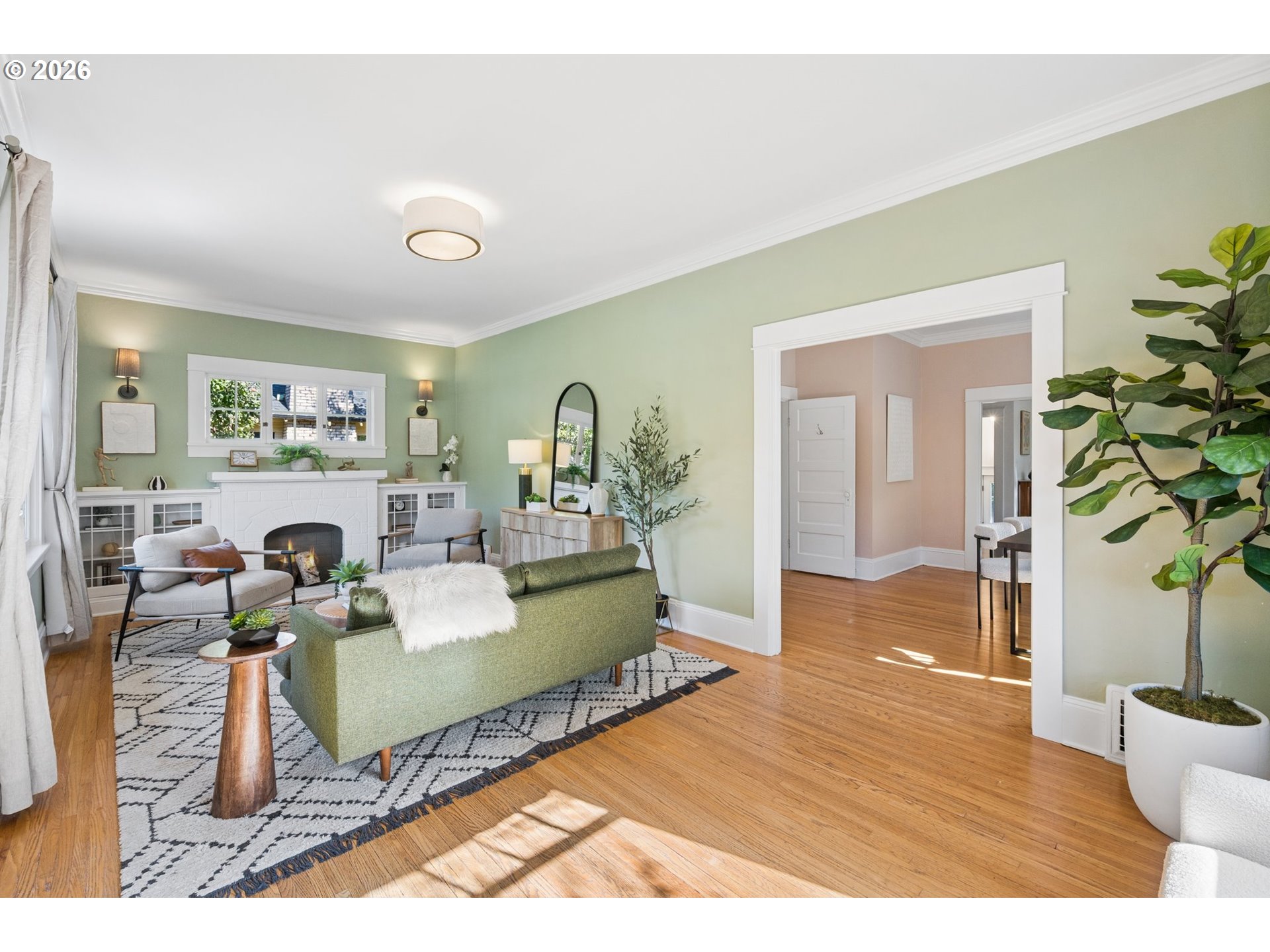 4134 N Haight Ave Property Photo 6