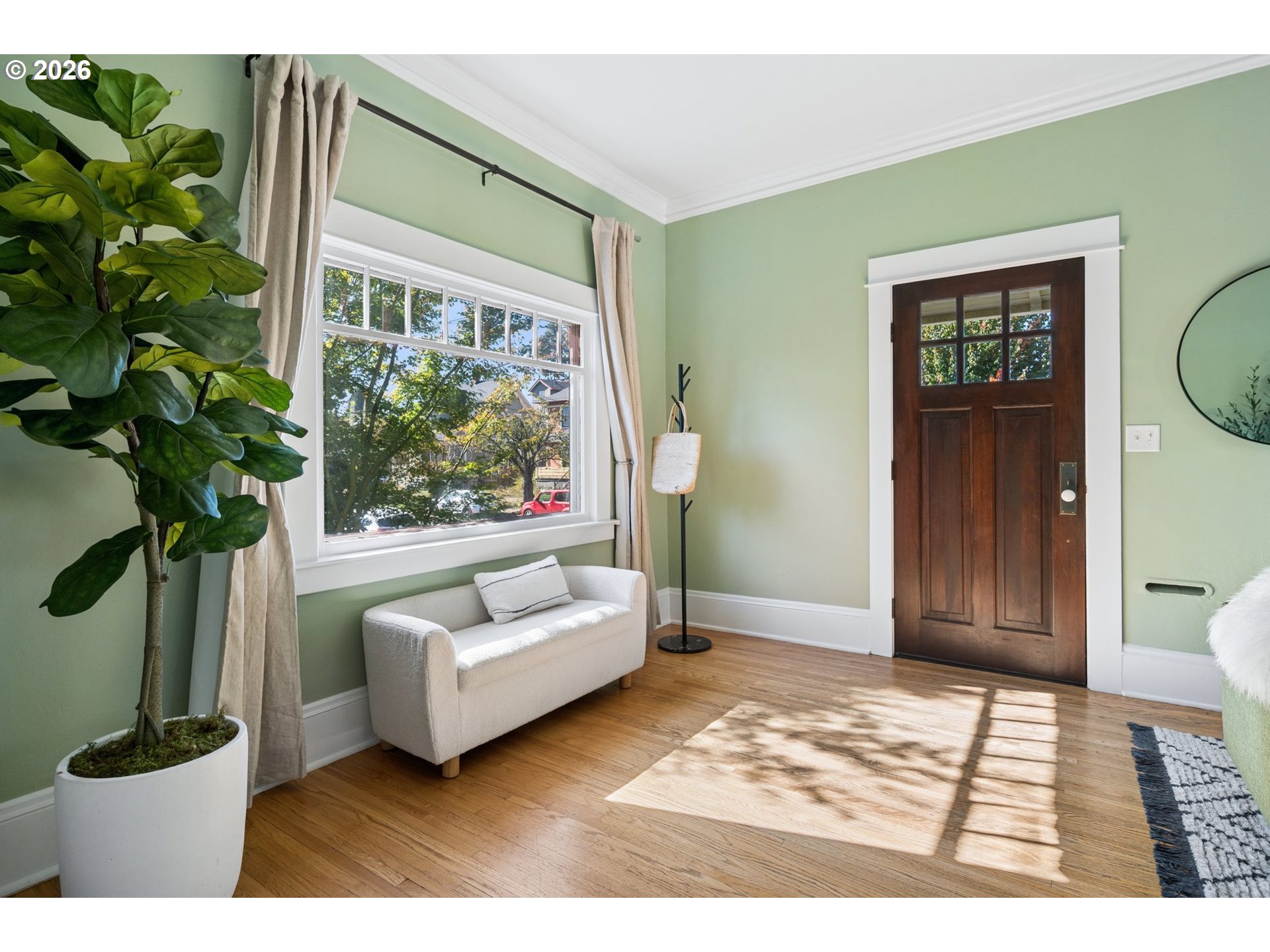 4134 N Haight Ave Property Photo 7