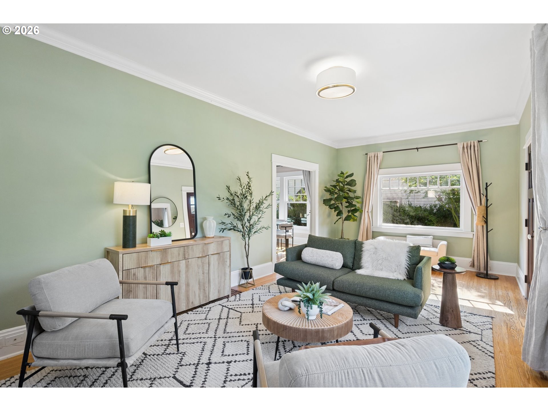 4134 N Haight Ave Property Photo 10