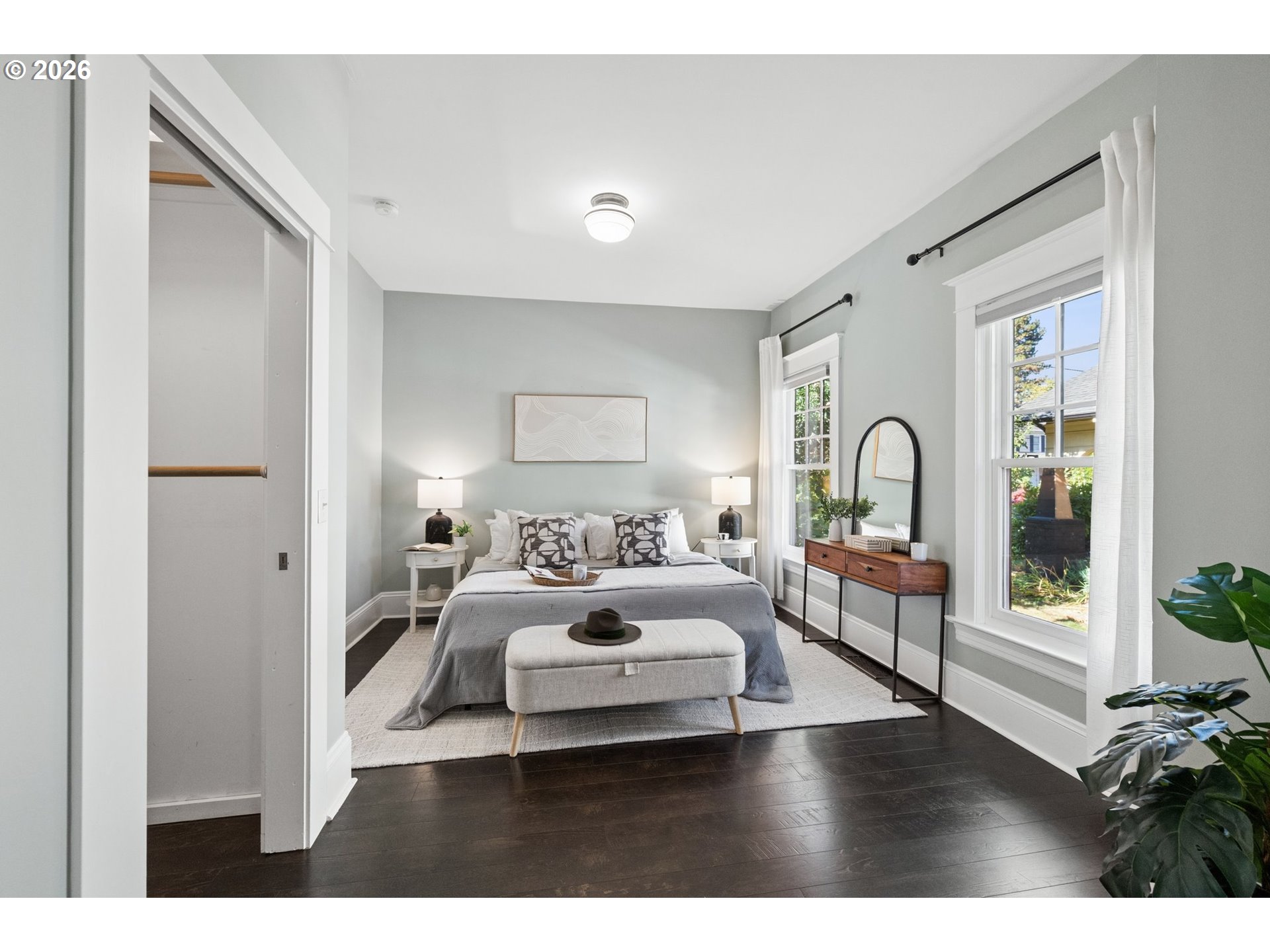 4134 N Haight Ave Property Photo 17