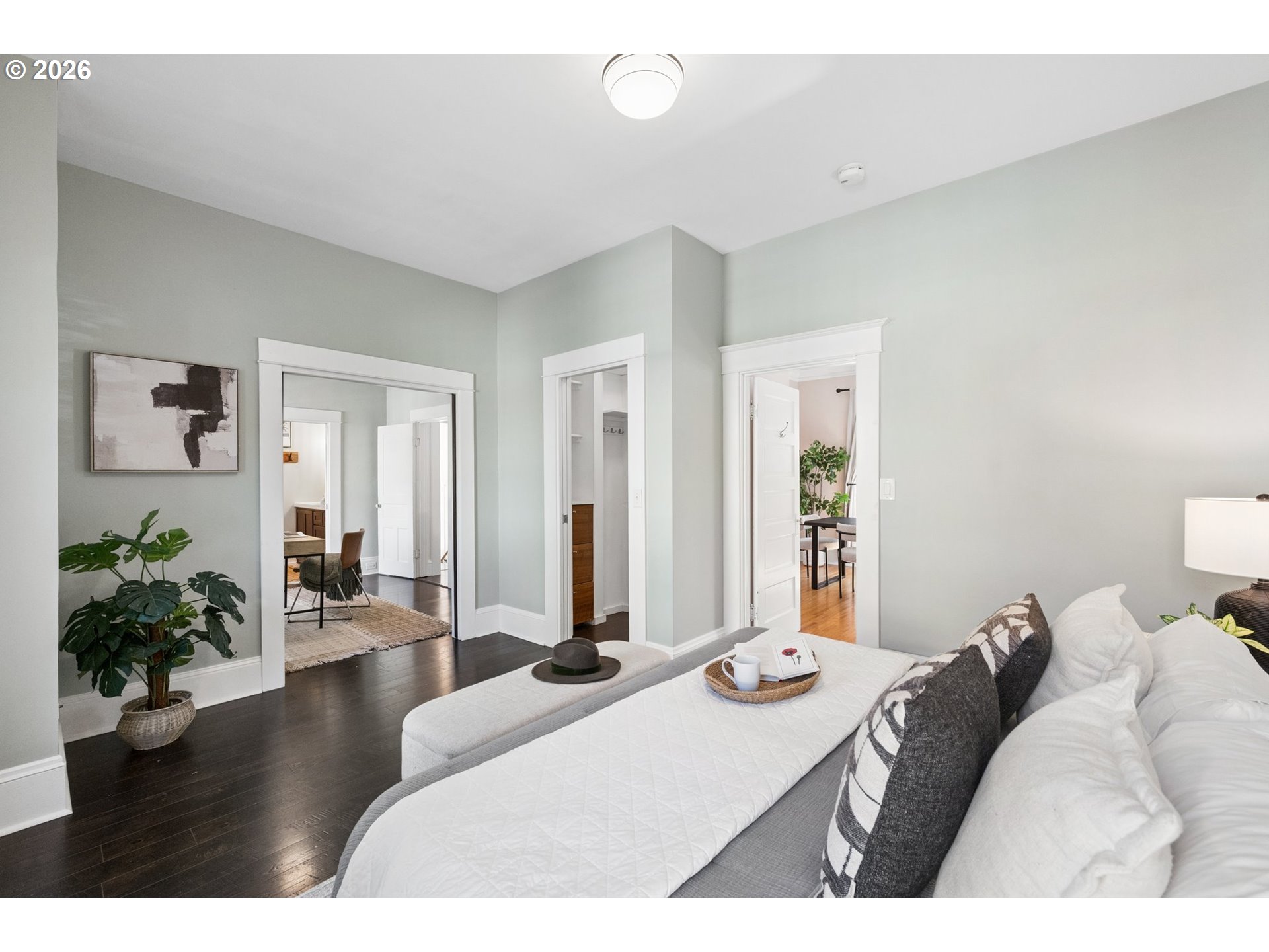 4134 N Haight Ave Property Photo 20