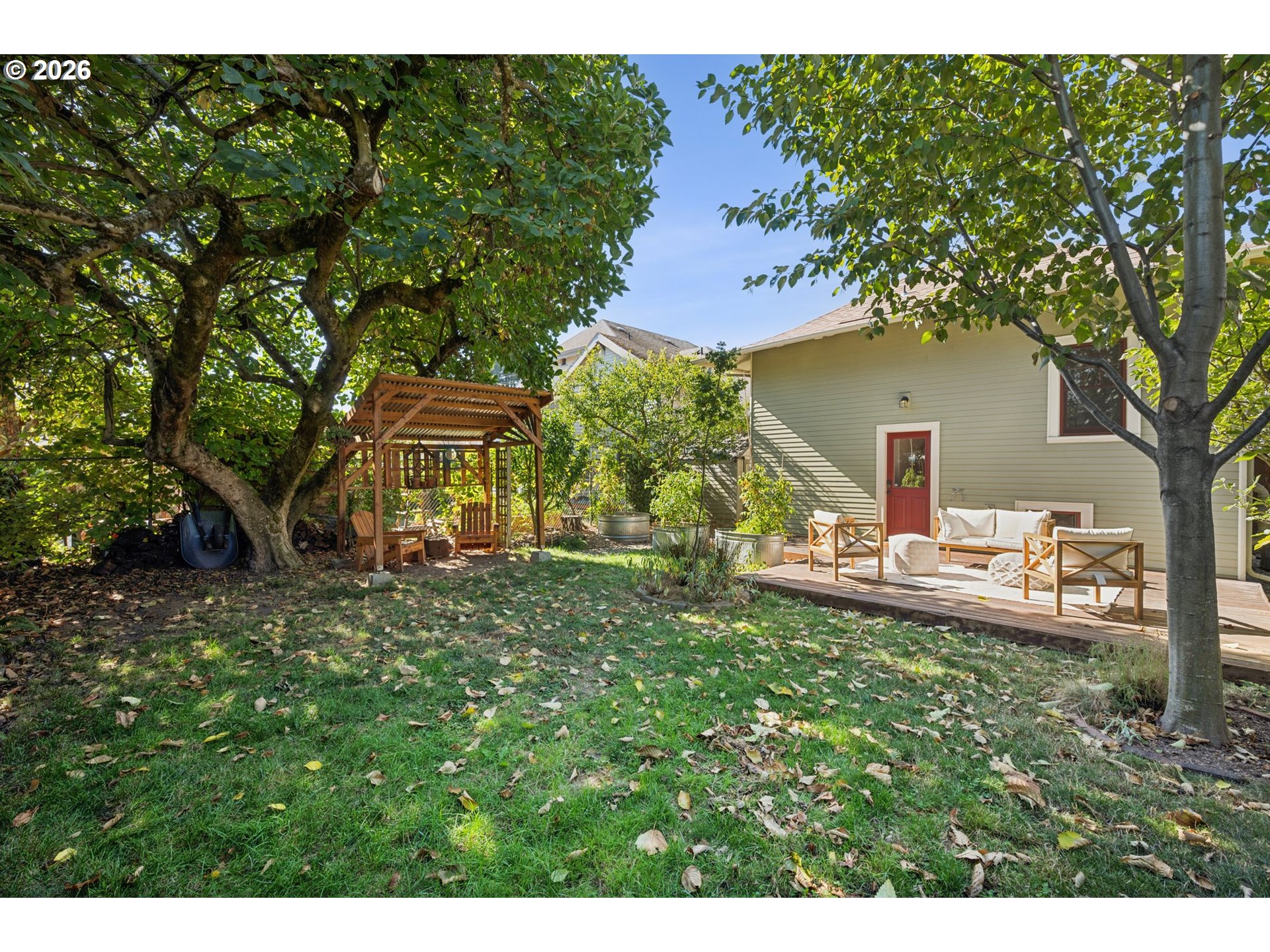 4134 N Haight Ave Property Photo 41