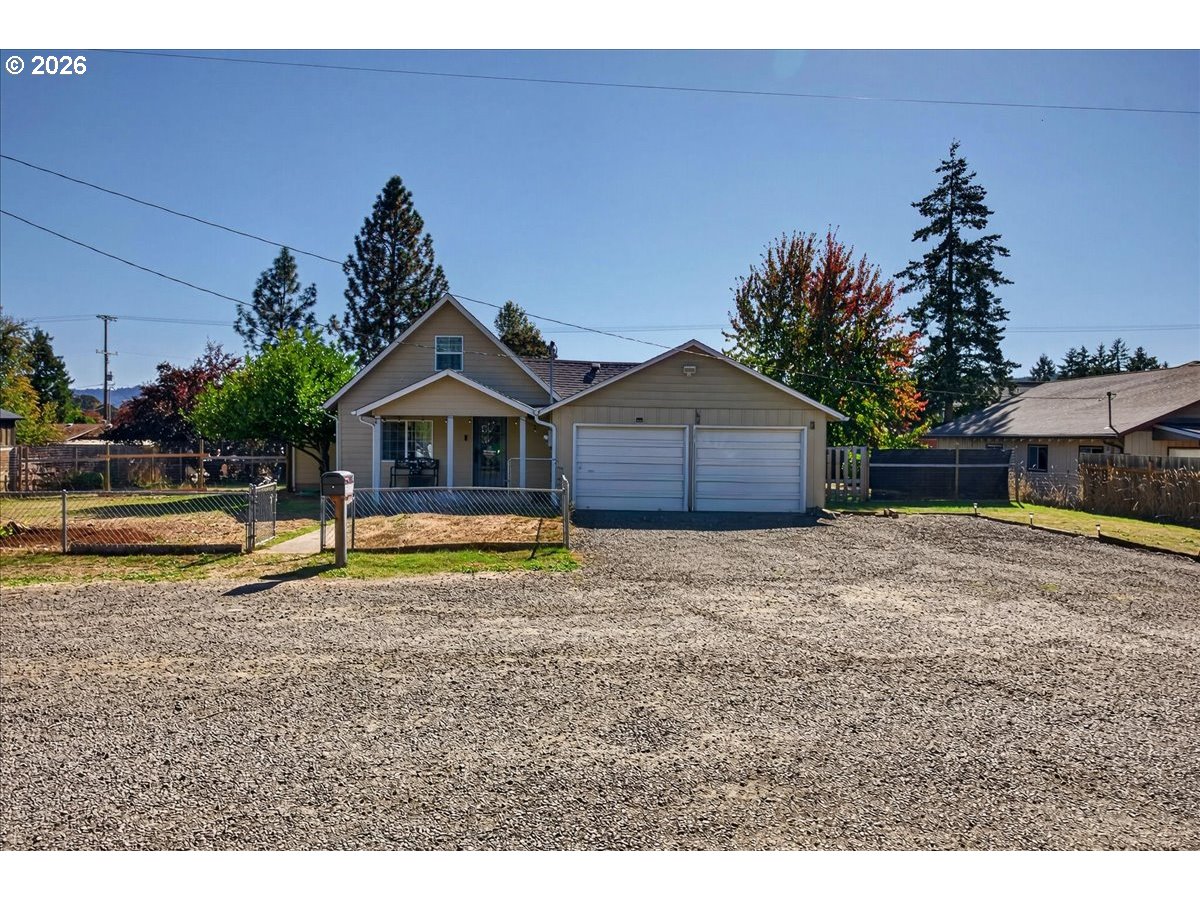 25194 Webster Ave Property Photo 1