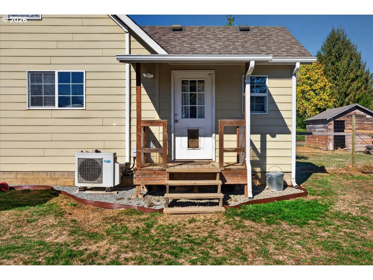 25194 Webster Ave Property Photo 34