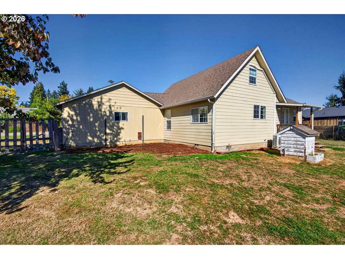 25194 Webster Ave Property Photo 37