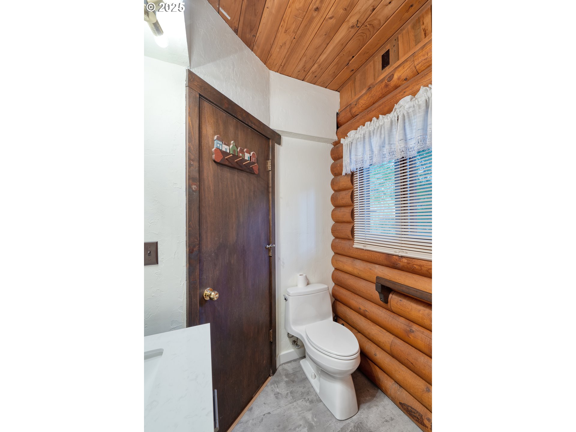 67930 E Stage Stop Rd Property Photo 24
