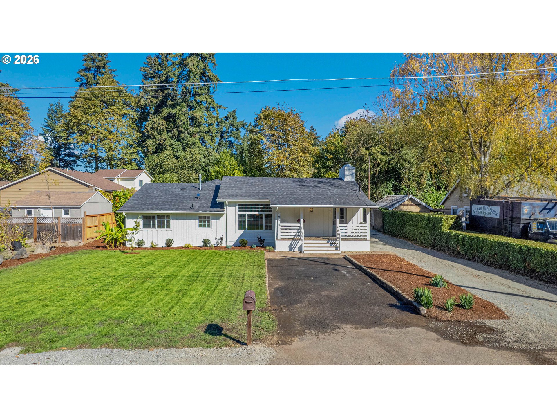 19510 Se Kay St Property Photo 2