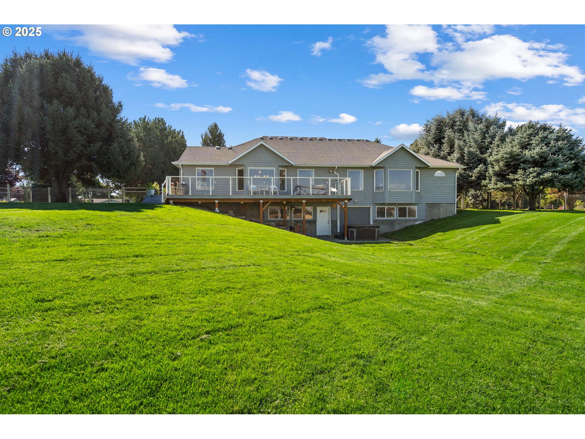 75077 W Oregon Ln Property Photo 1