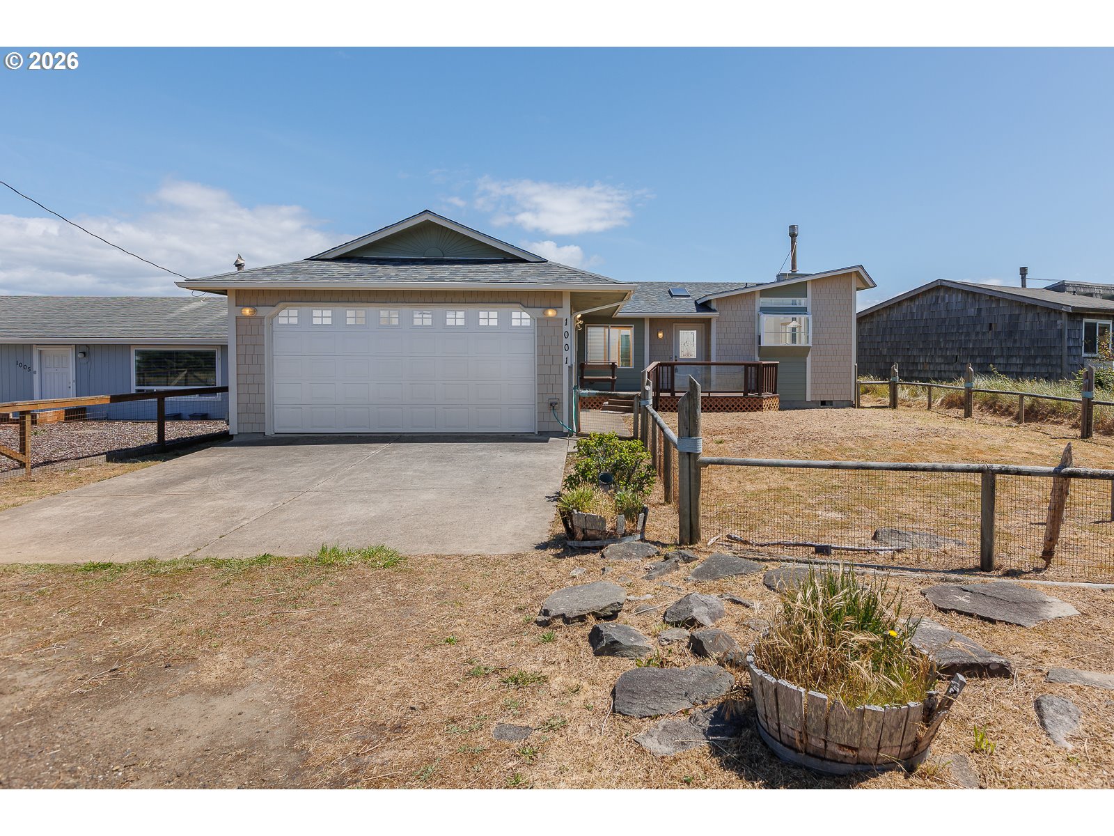 1001 Nw Pacific Way Property Photo 2