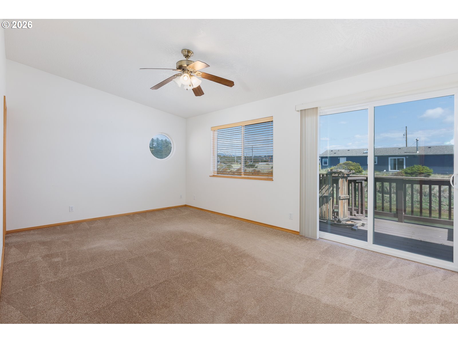 1001 Nw Pacific Way Property Photo 12