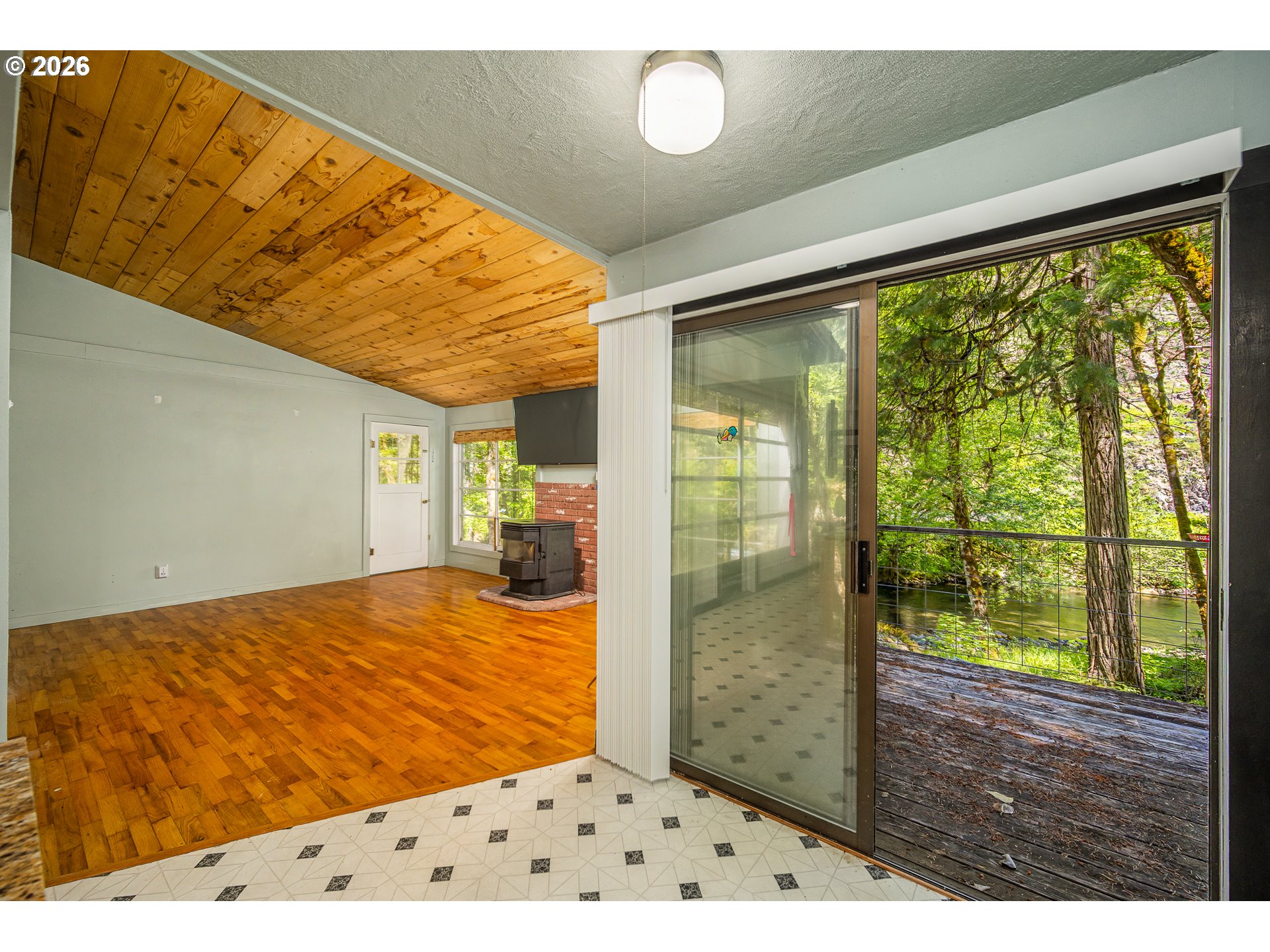 49091 Salt Creek Rd Property Photo 13