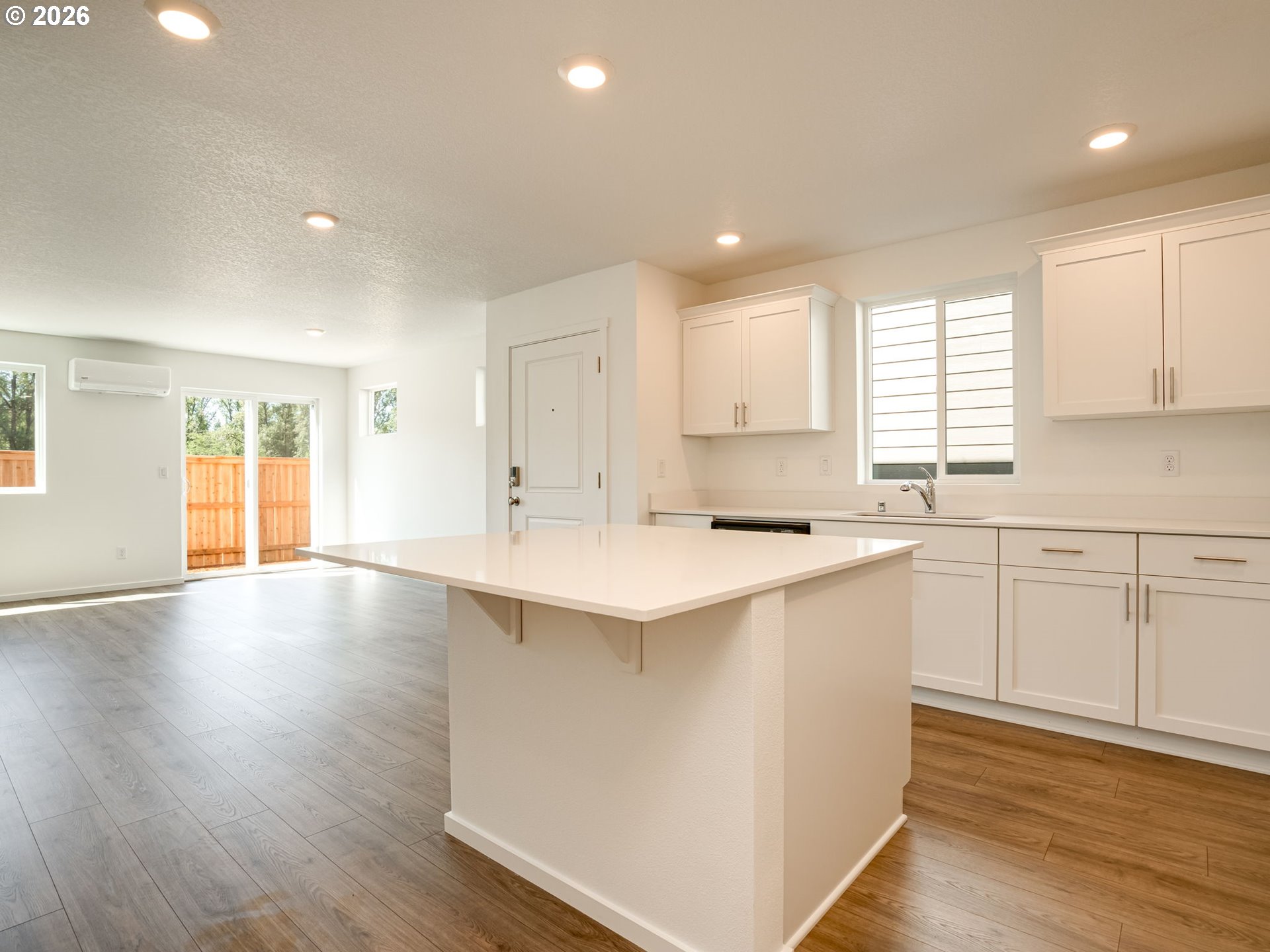 126 Coho Loop Property Photo 6
