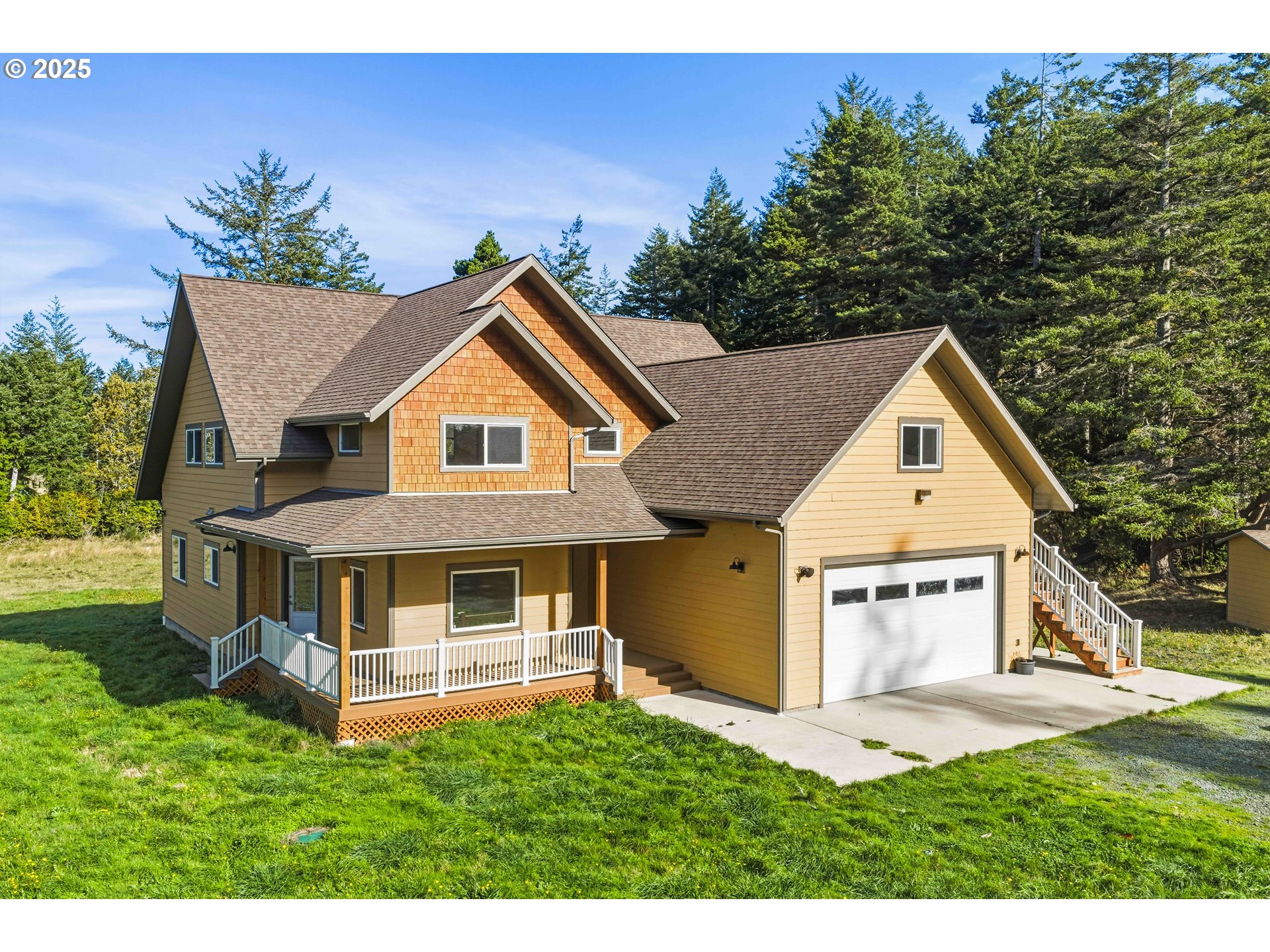 55942 Lost Valley Rd Property Photo 1