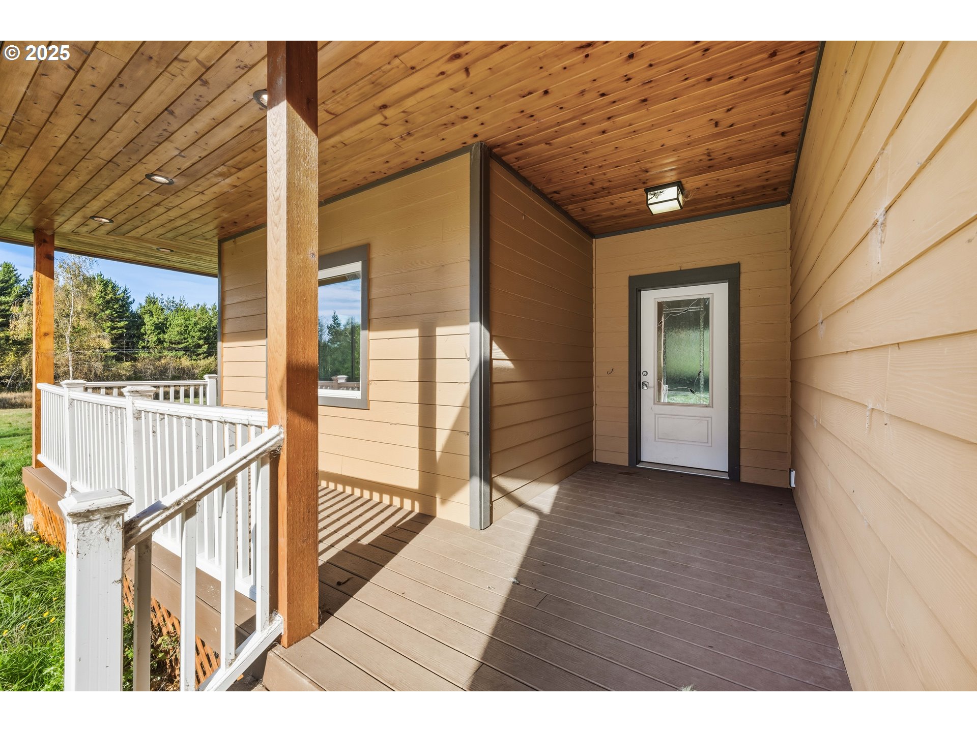 55942 Lost Valley Rd Property Photo 3