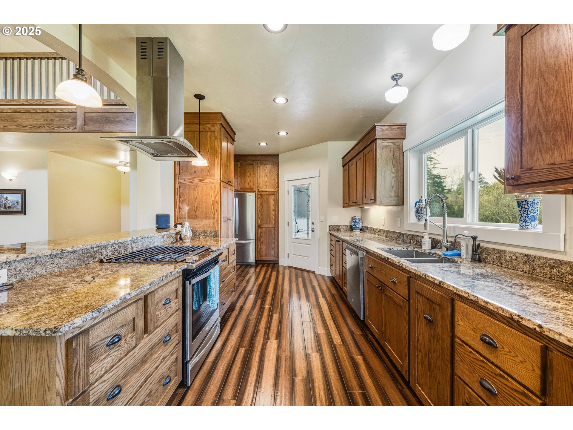 55942 Lost Valley Rd Property Photo 8