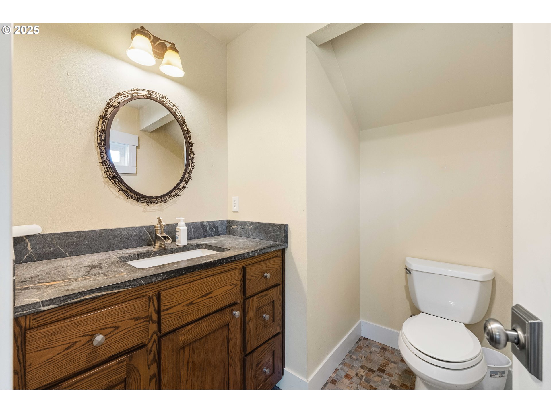 55942 Lost Valley Rd Property Photo 36