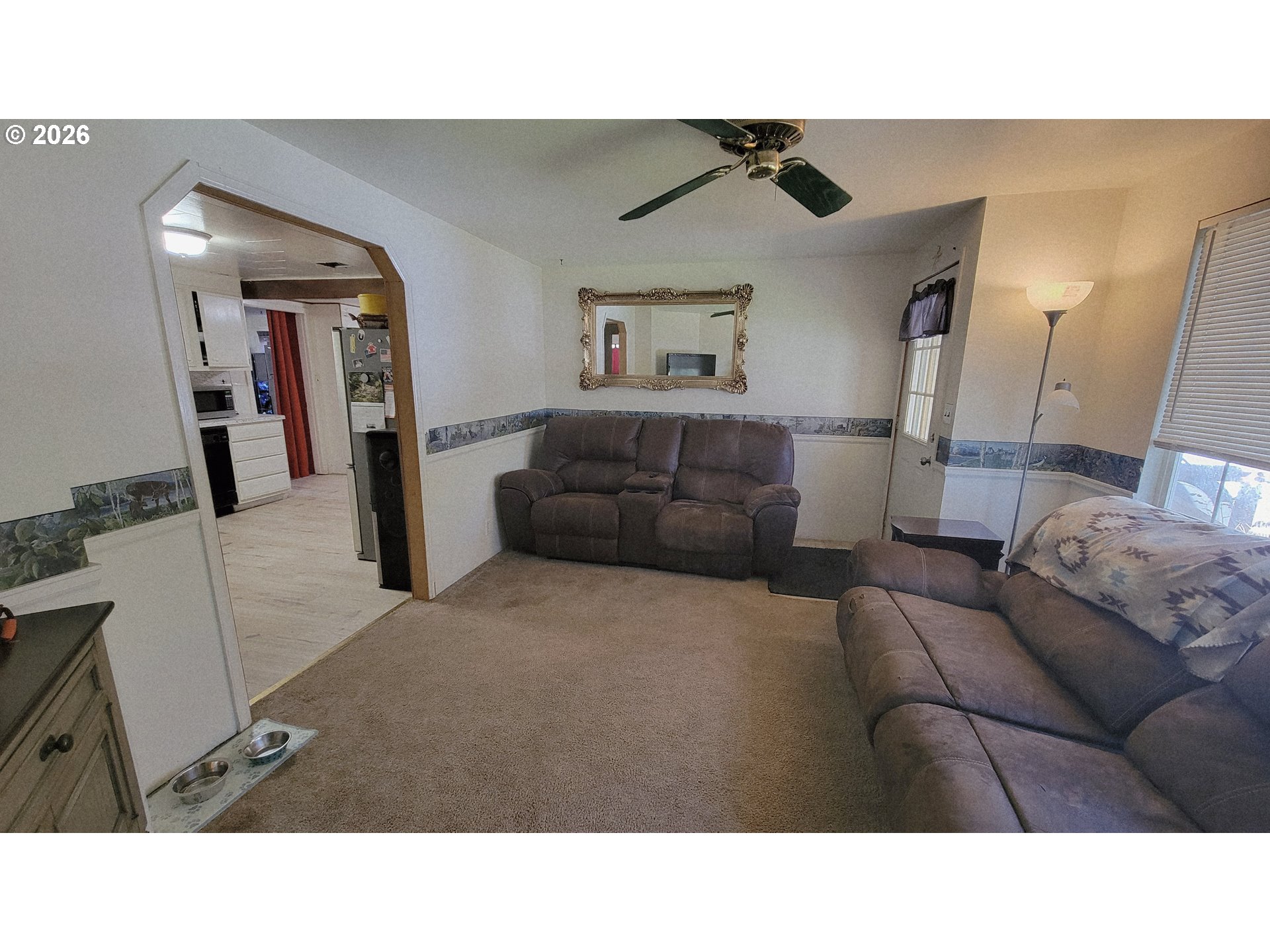 724 Ne Laurance St Property Photo 4