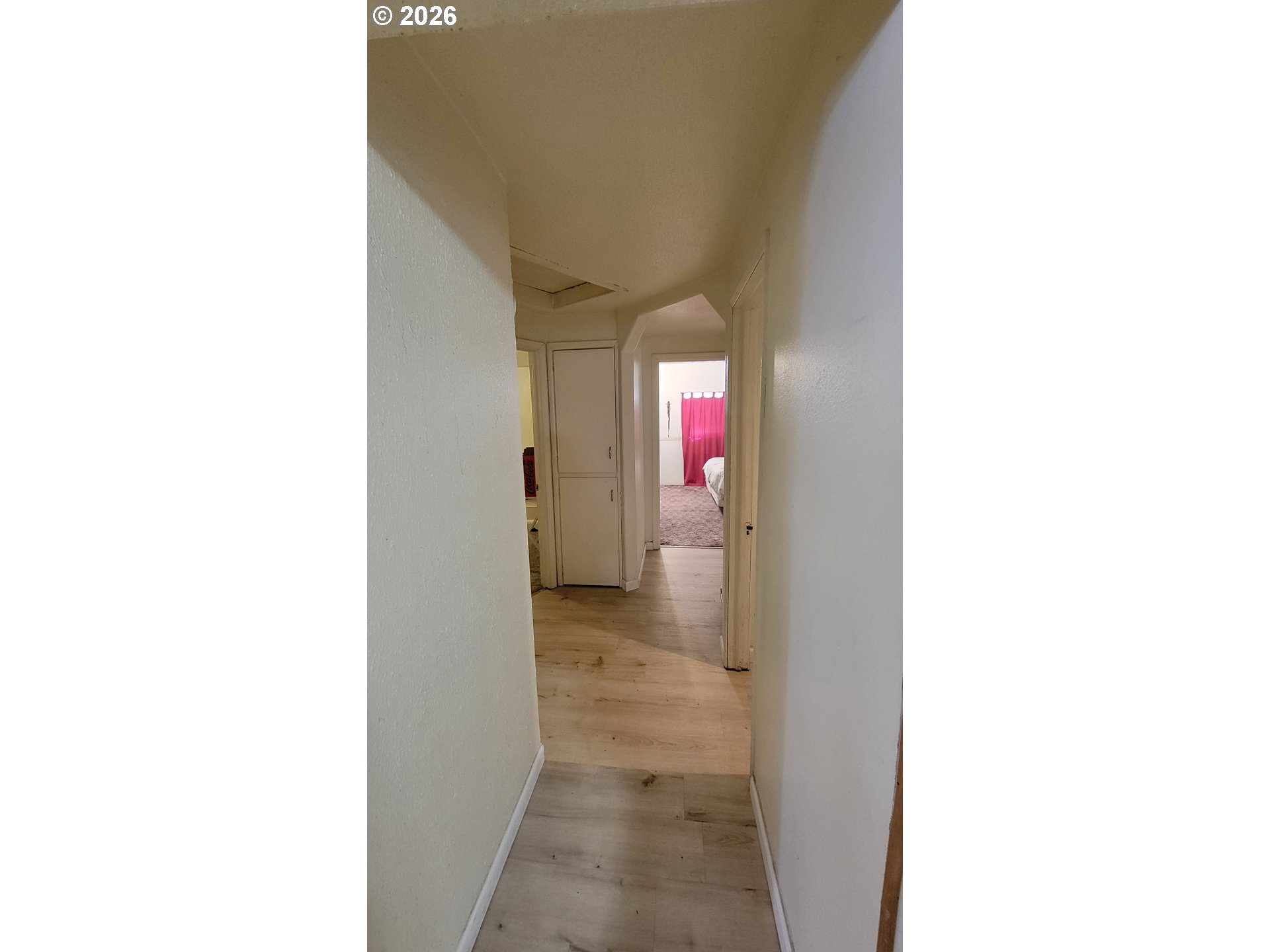 724 Ne Laurance St Property Photo 11