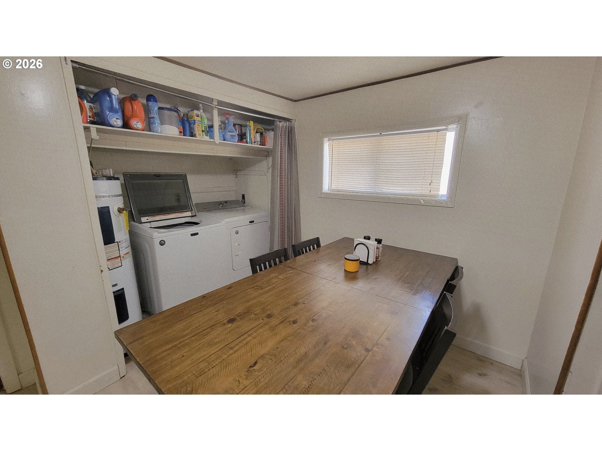 724 Ne Laurance St Property Photo 24