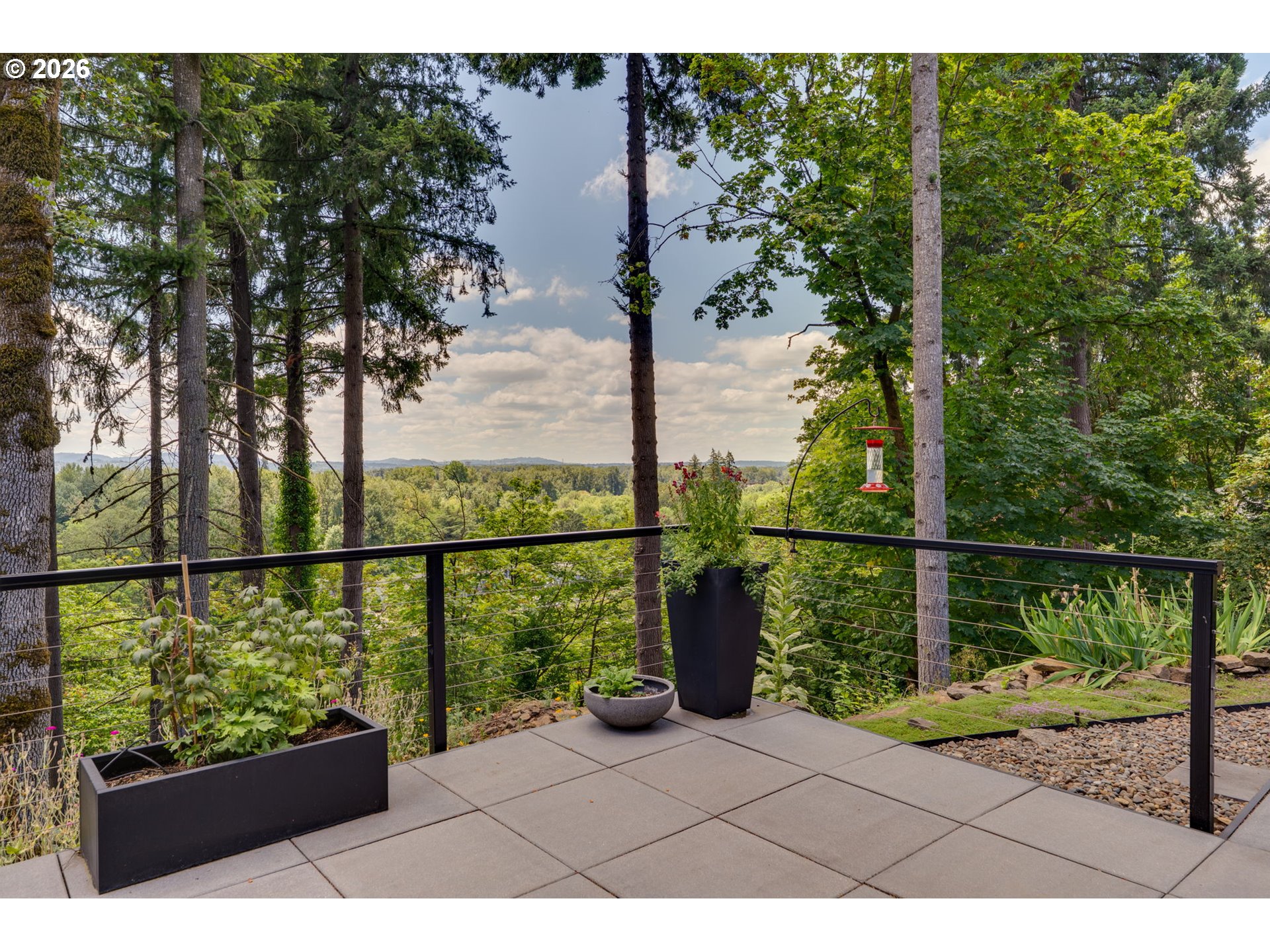 536 Ne Province Dr Property Photo 40