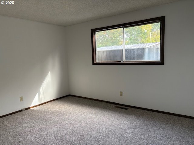 2133 Northtree Dr Ne Property Photo 7