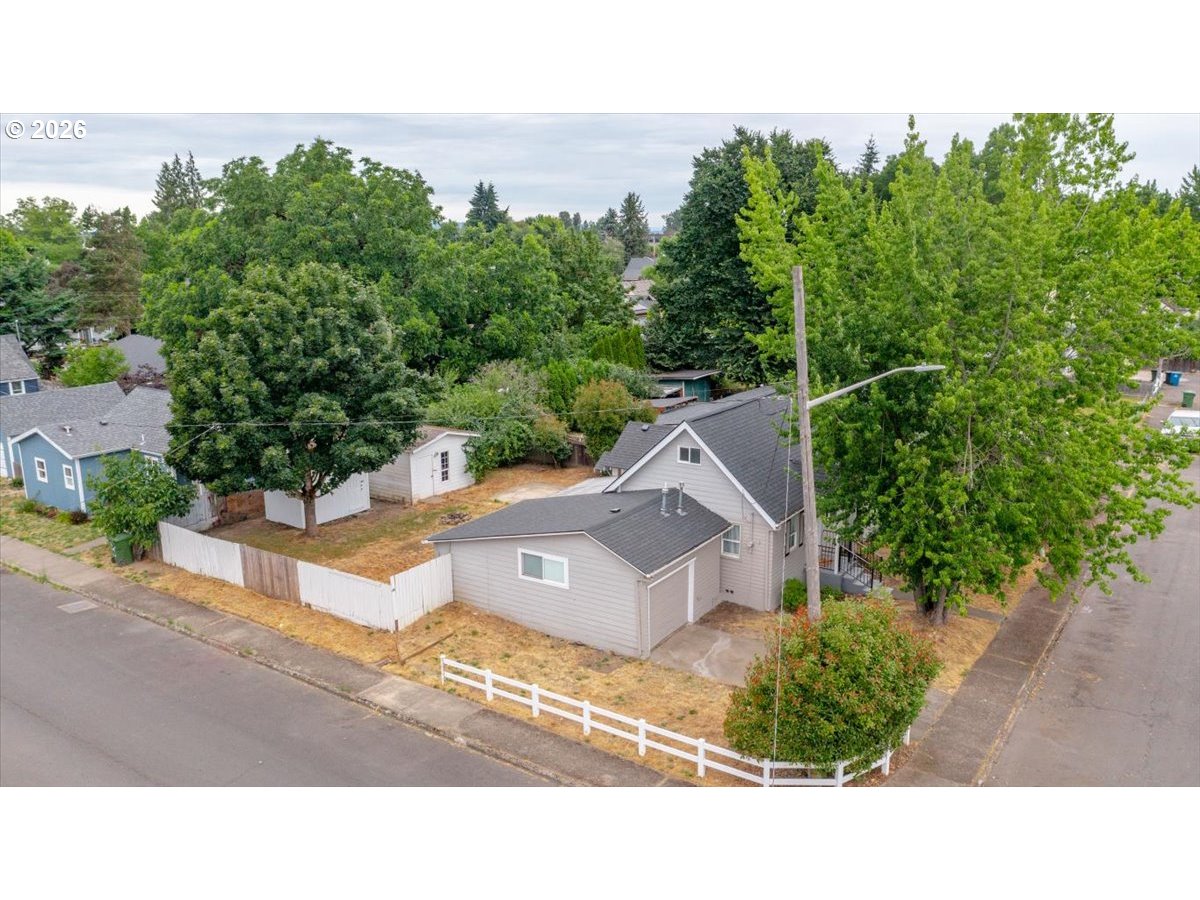 3419 Arbon St Ne Property Photo 10