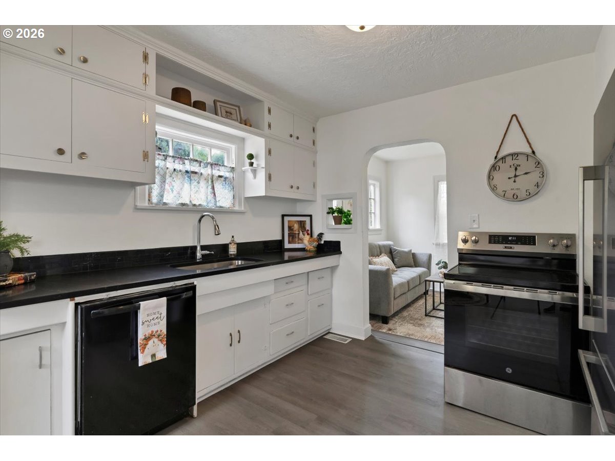 3419 Arbon St Ne Property Photo 23