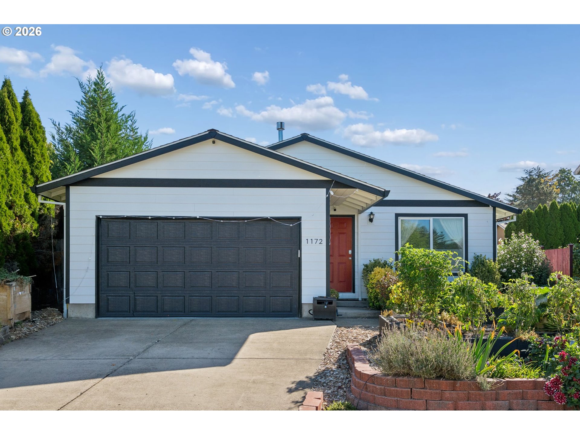 1172 JOELS PL Property Photo 1
