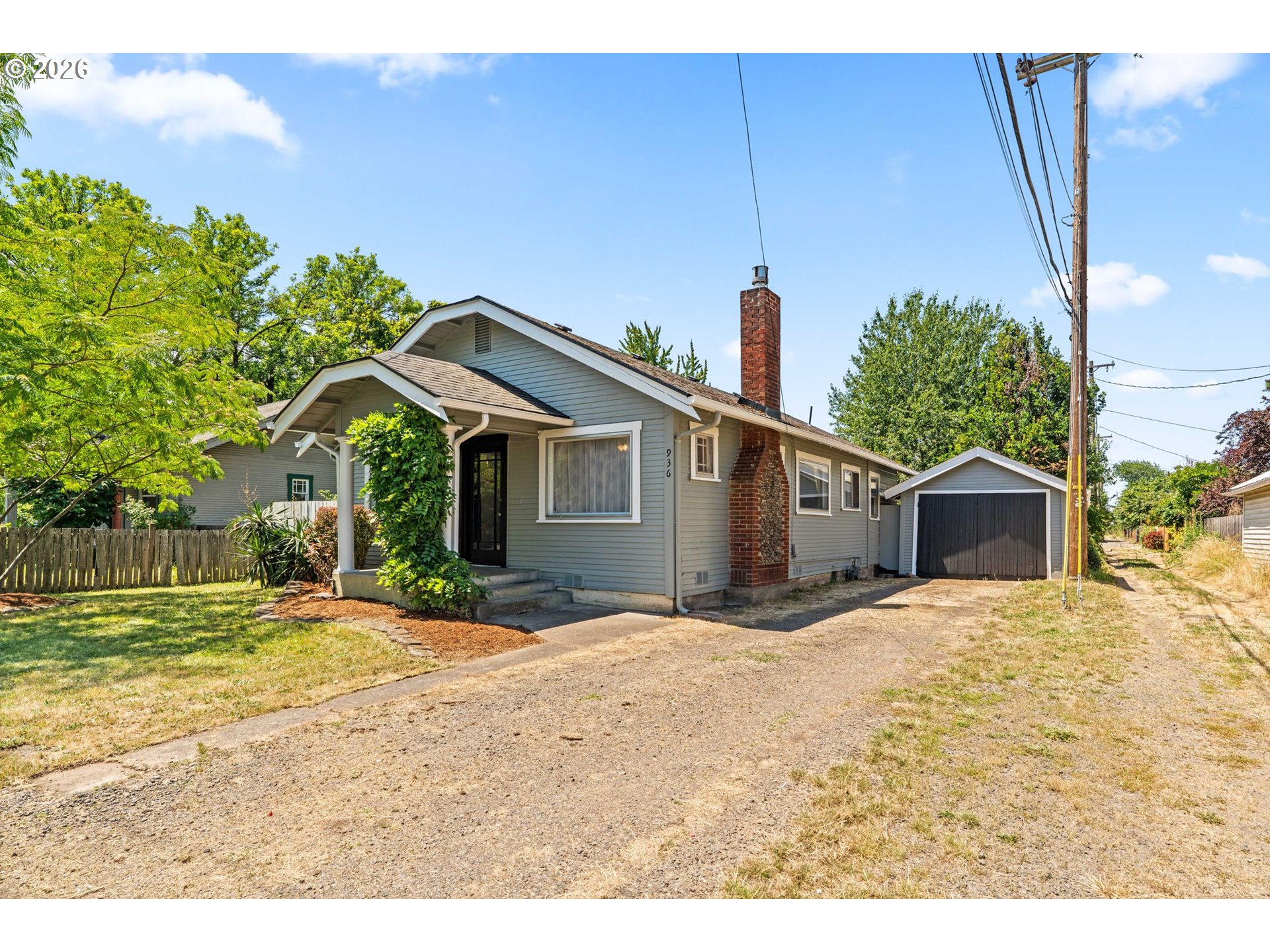 936 Chambers St Property Photo 1