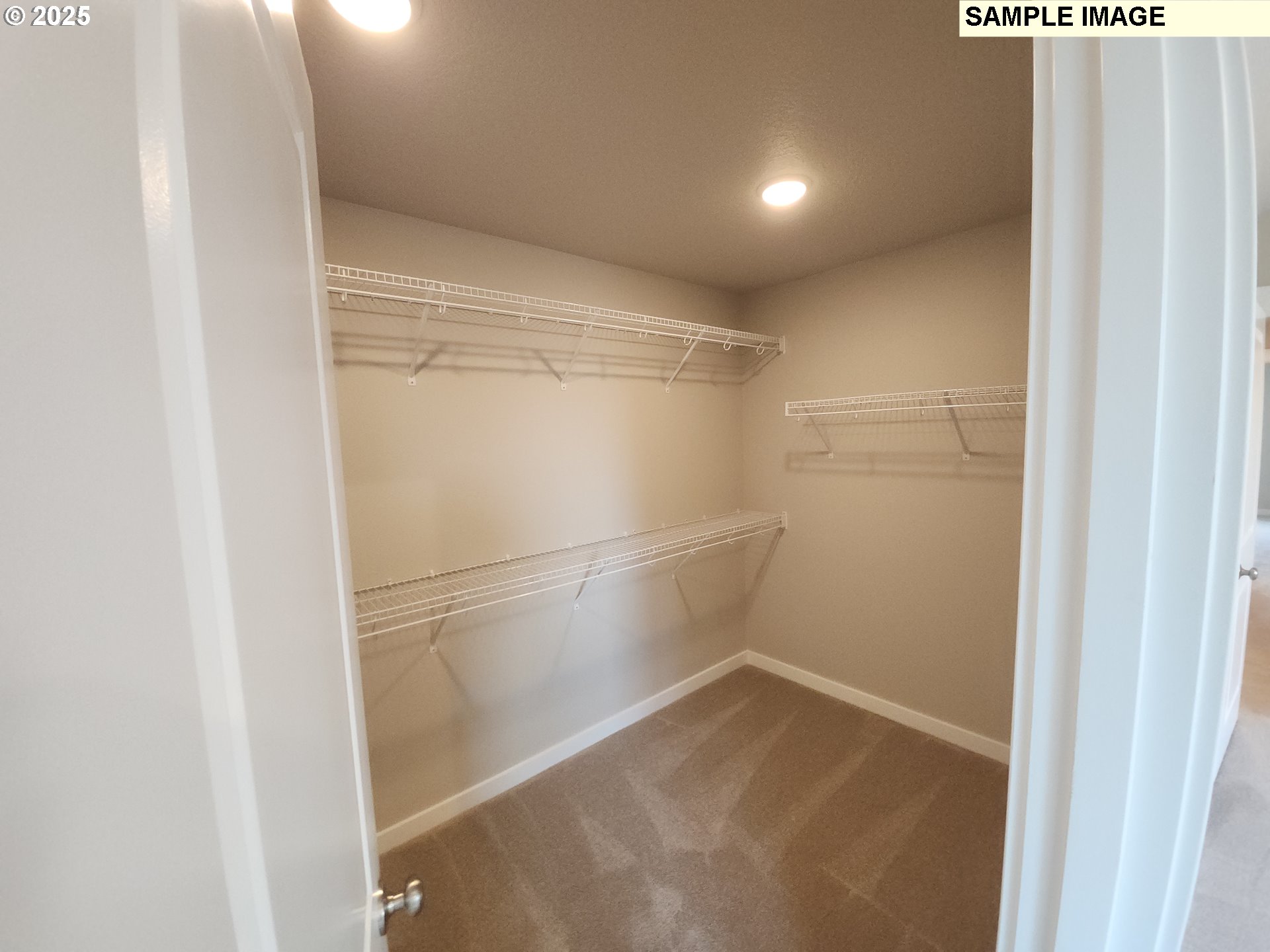 3192 Nightingale Dr Property Photo 13