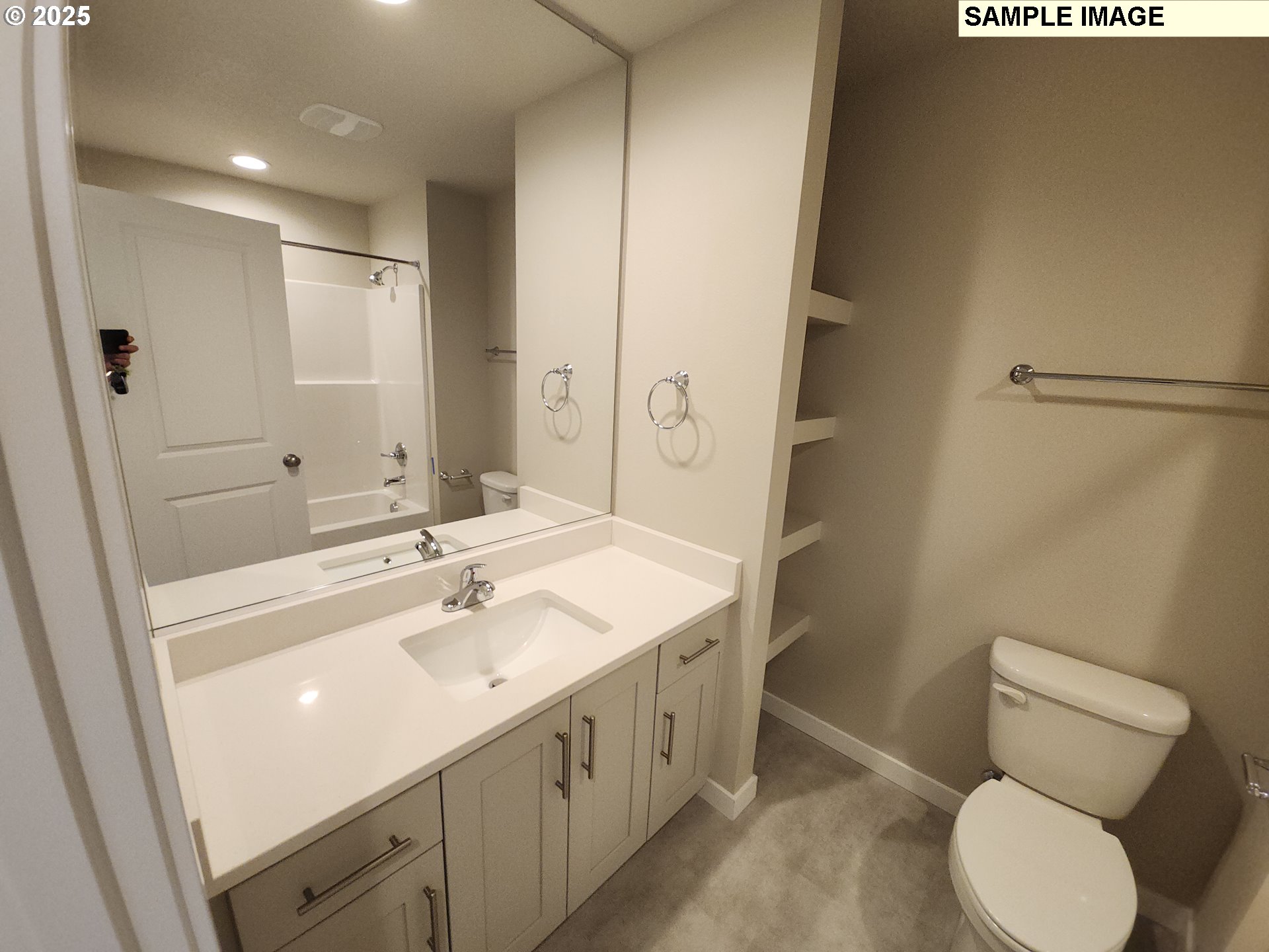 3192 Nightingale Dr Property Photo 17