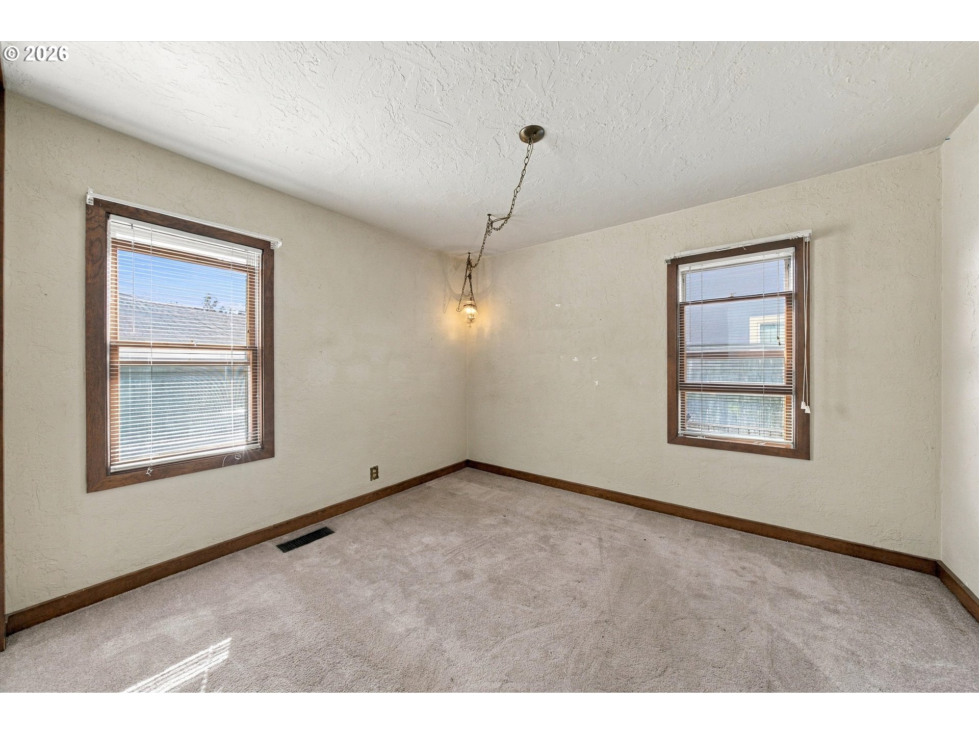 1704 W Yakima St Property Photo 11