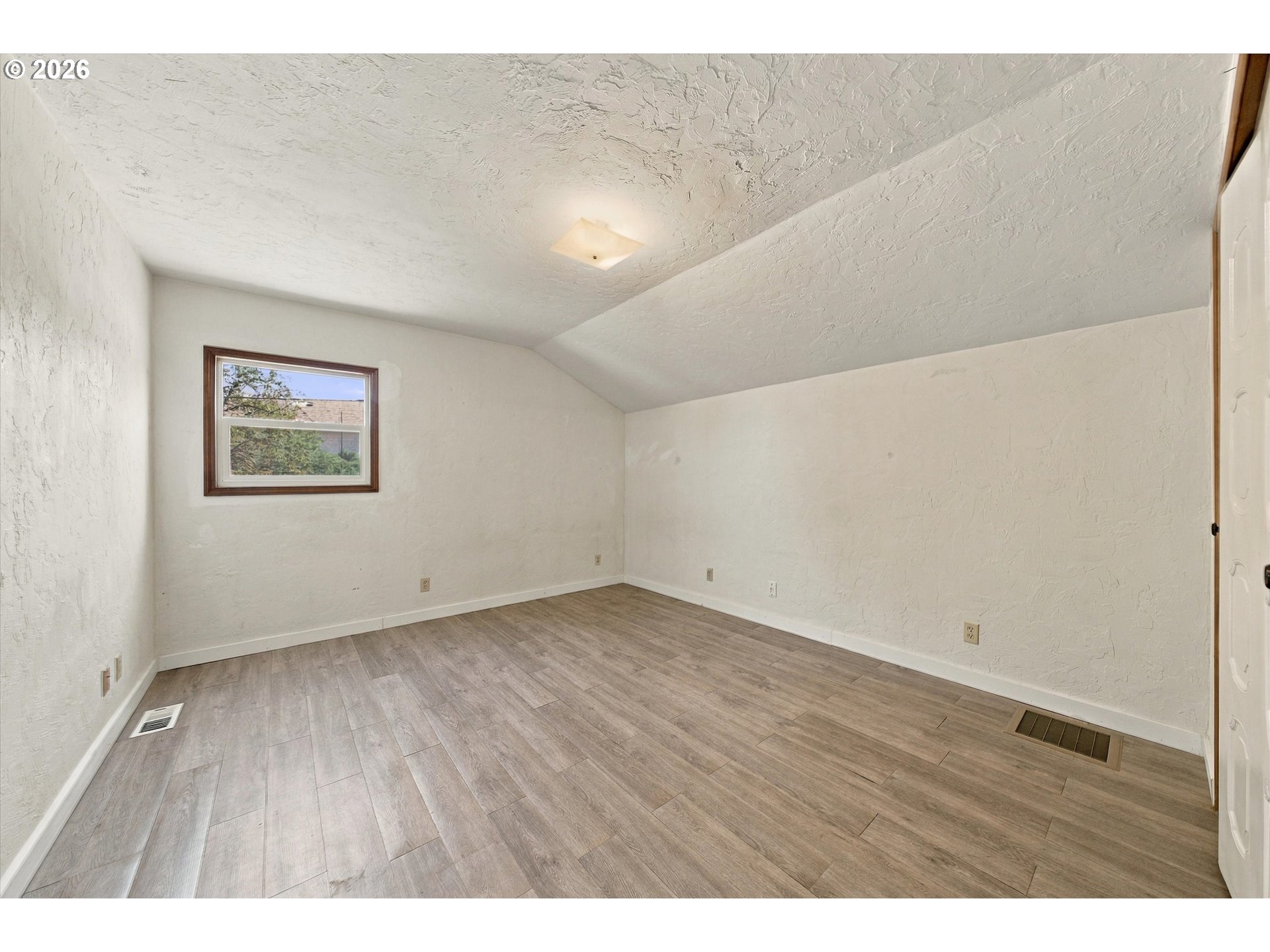 1704 W Yakima St Property Photo 33