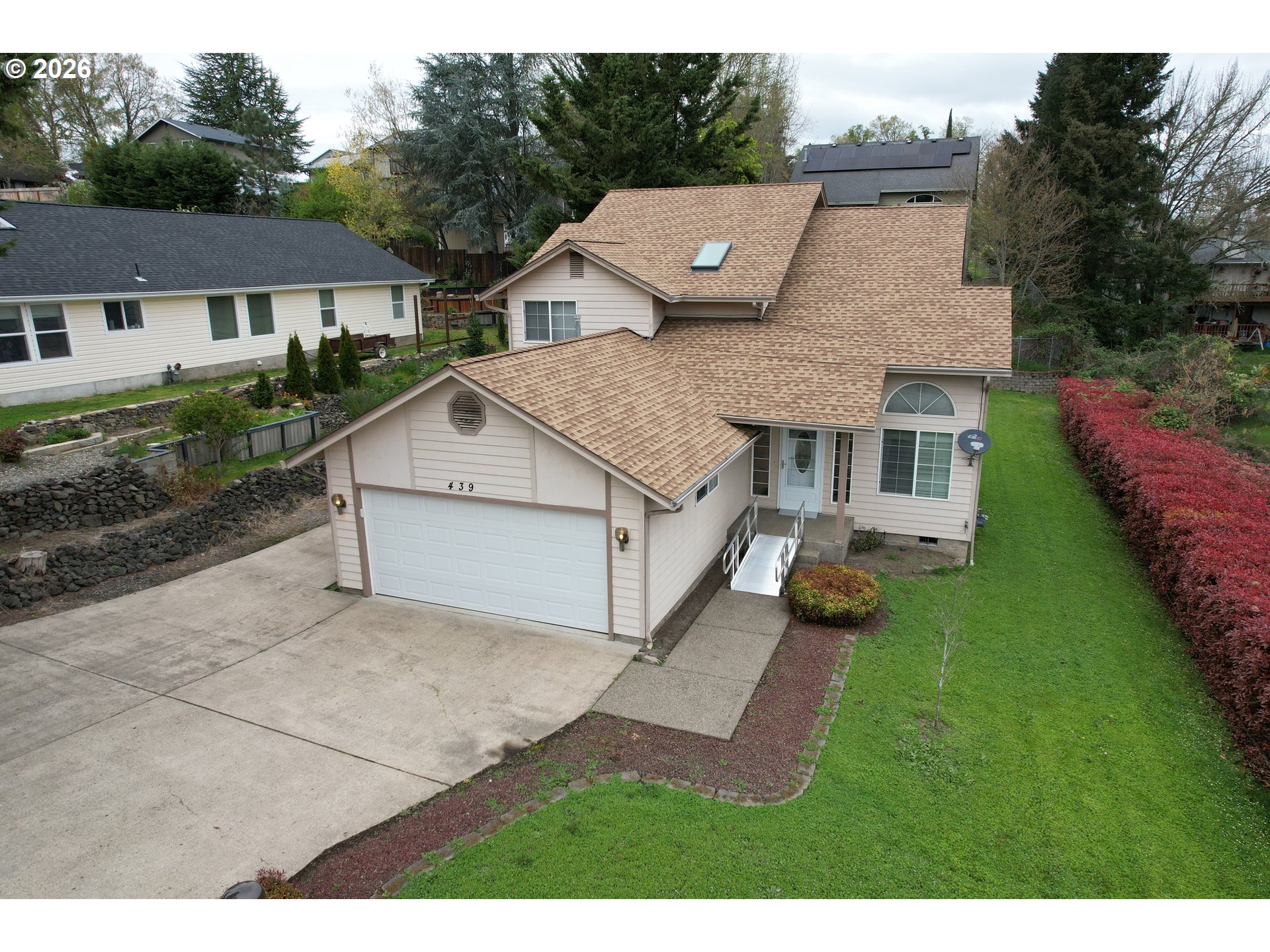 439 Chandler Dr Property Photo 1