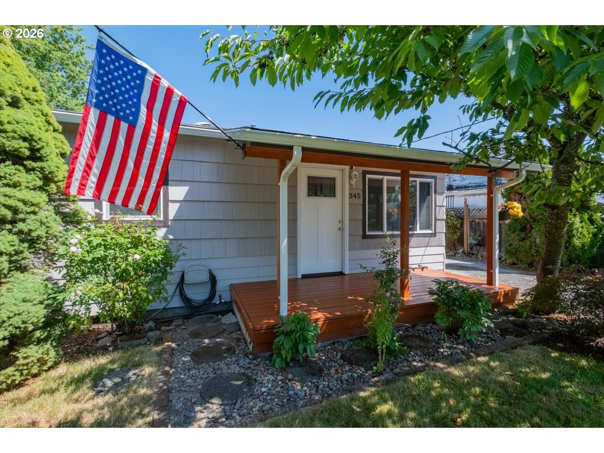 345 14th Ave Se Property Photo 1