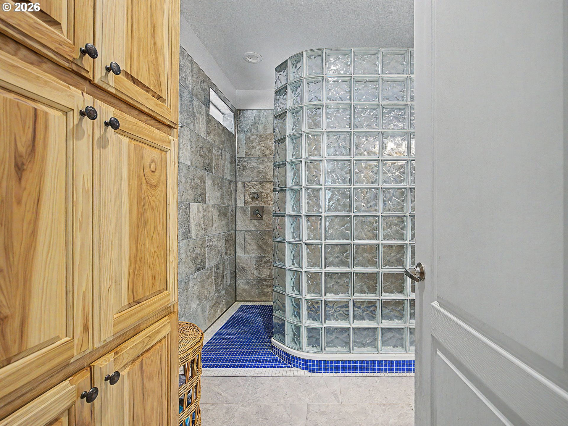 27540 E Welches Rd Property Photo 20