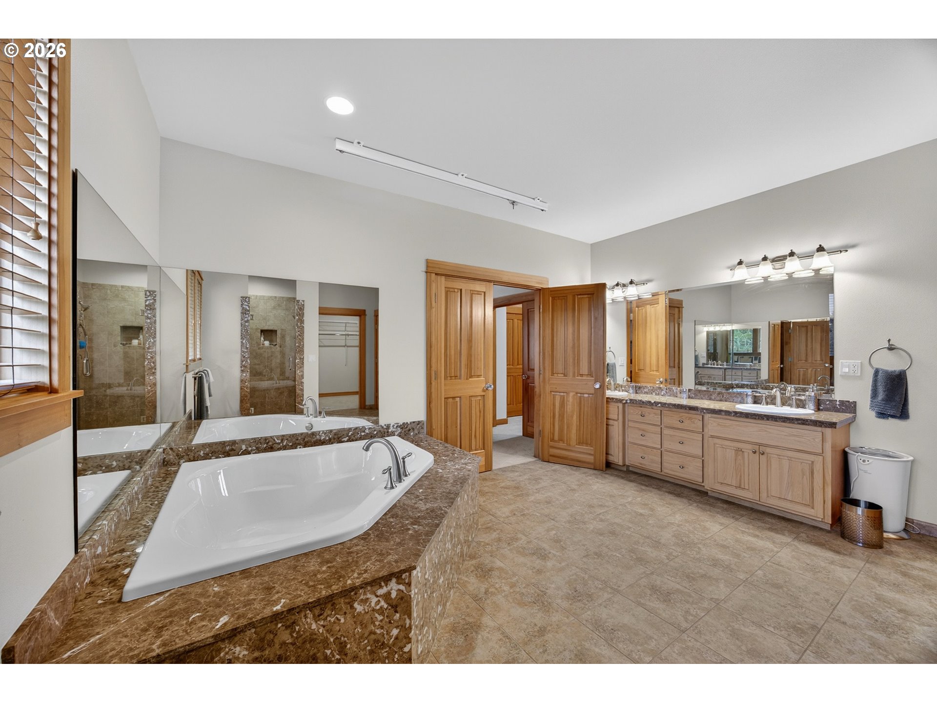 954 Beach Blvd Property Photo 26