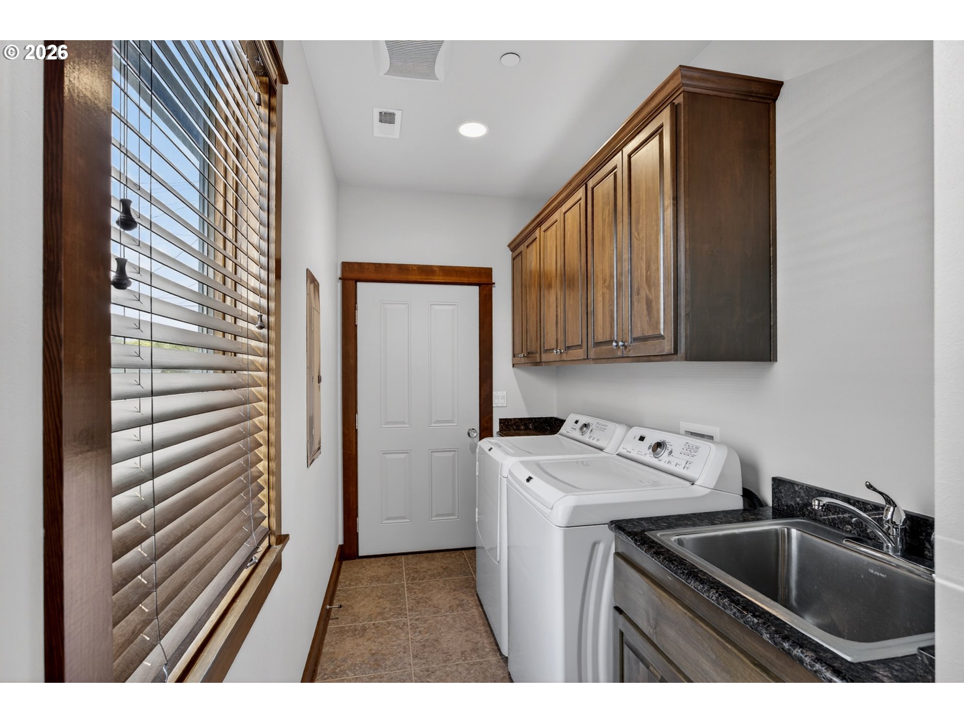 954 Beach Blvd Property Photo 42