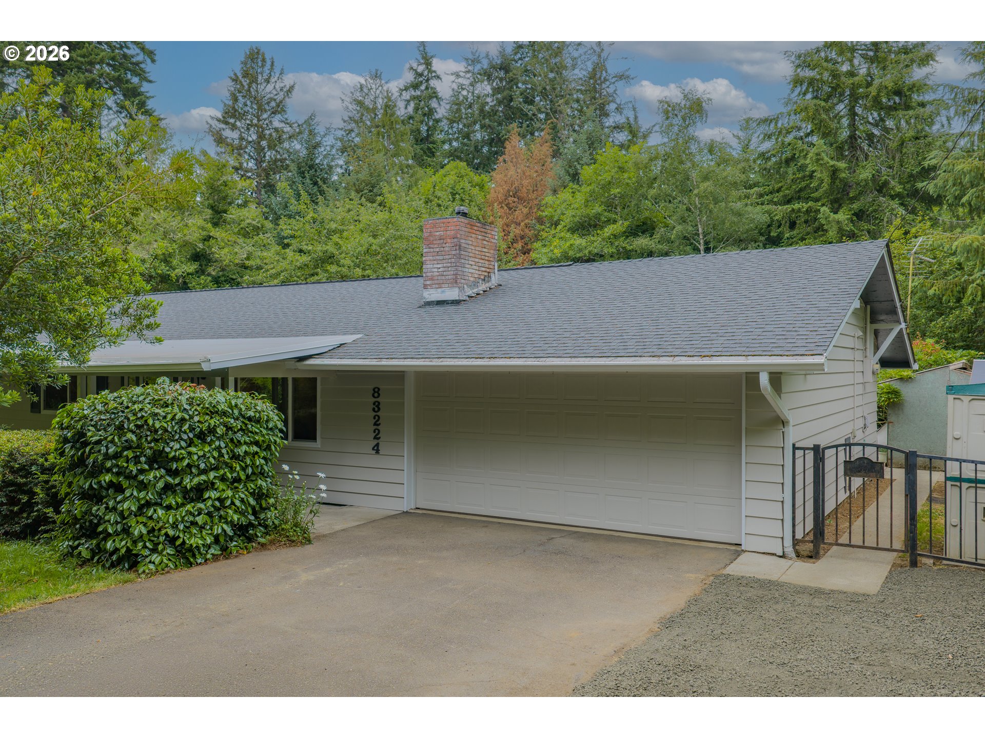 83224 Clear Lake Rd Property Photo 1