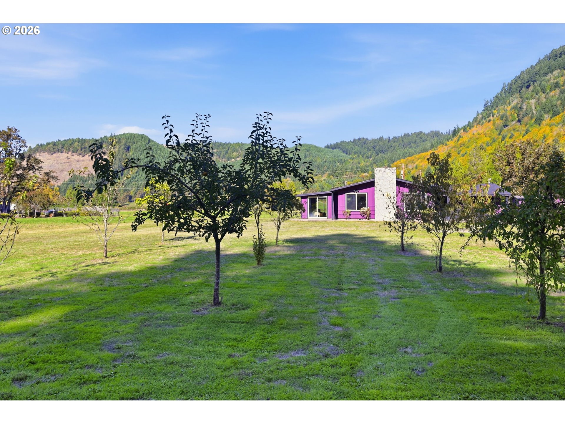 37109 Row River Rd Property Photo 23